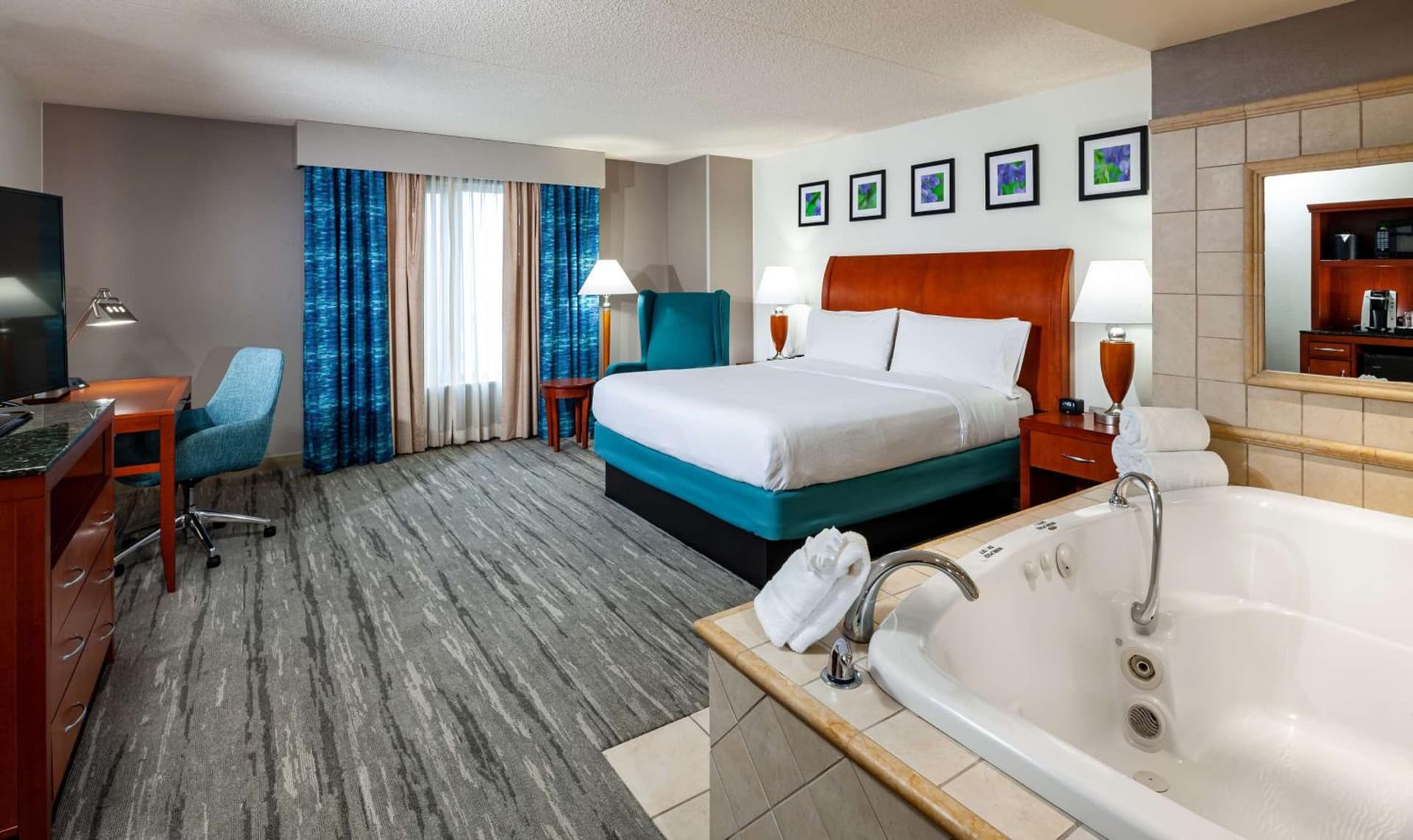 Hilton Garden Inn Chicago O'Hare Airport gallery photo in Des Plaines, IL — image 24