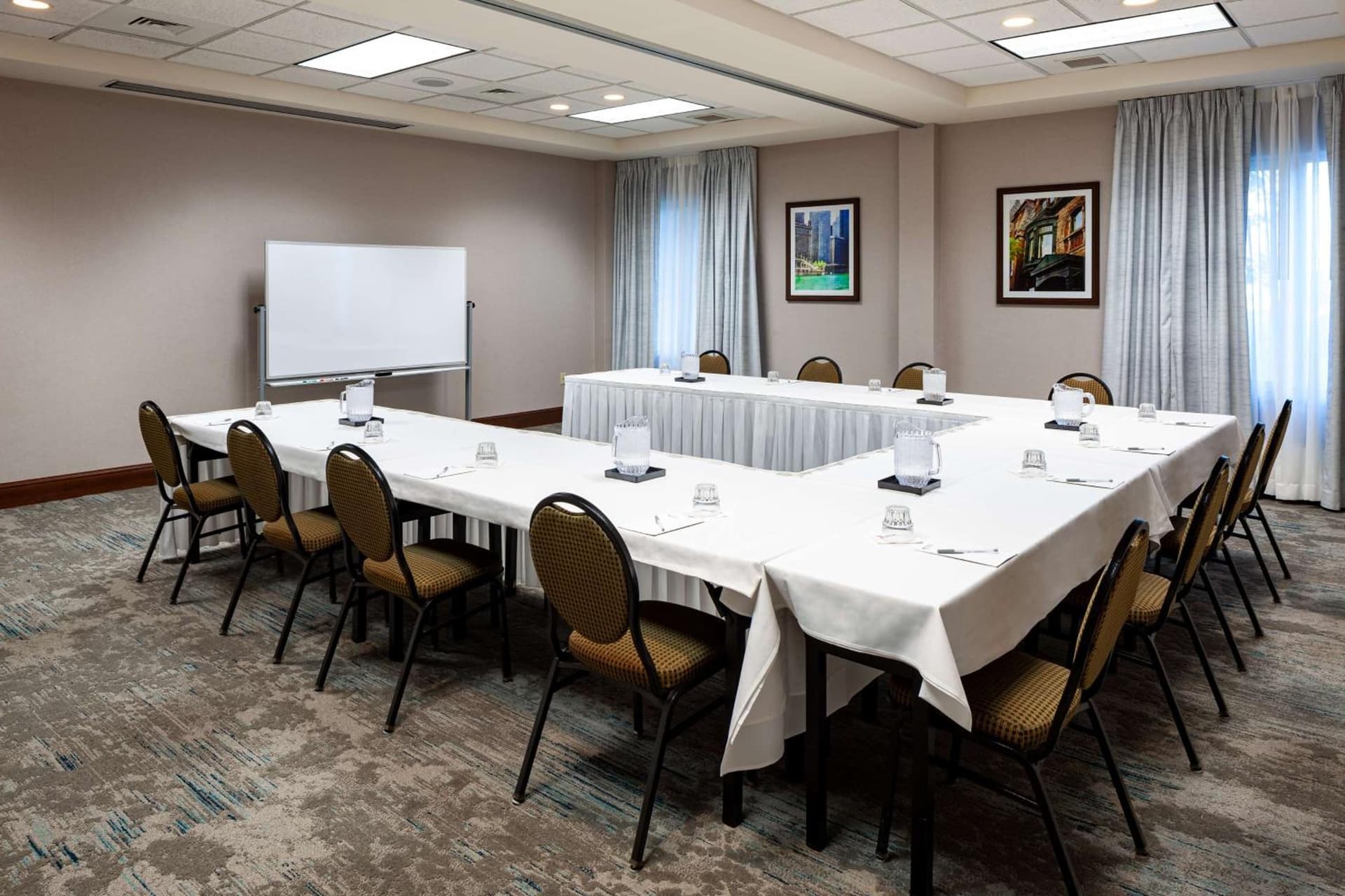 Hilton Garden Inn Chicago O'Hare Airport gallery photo in Des Plaines, IL — image 20