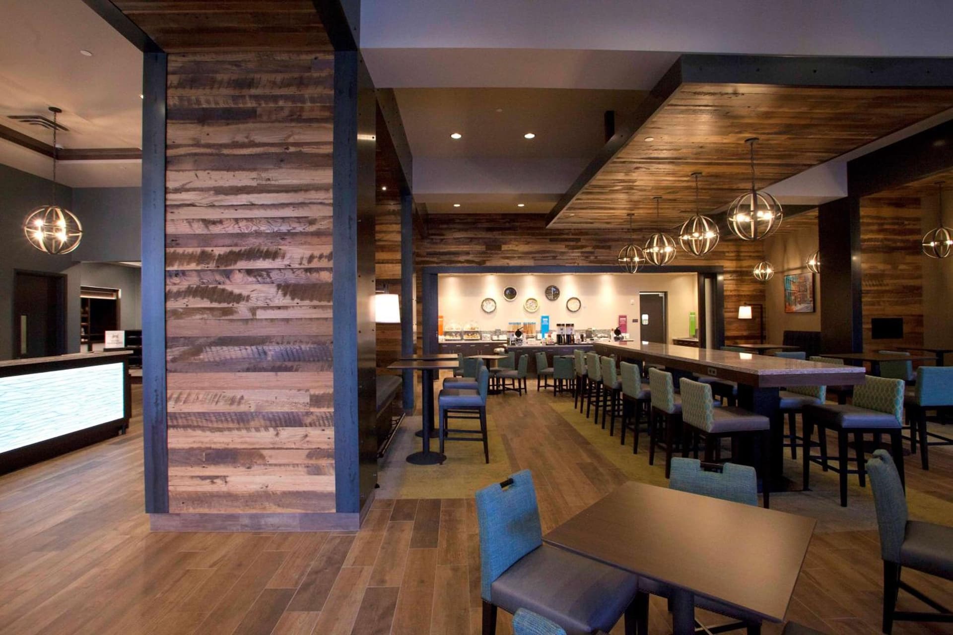 Hampton Inn & Suites St. Paul Downtown gallery photo in Saint Paul, MN — image 4