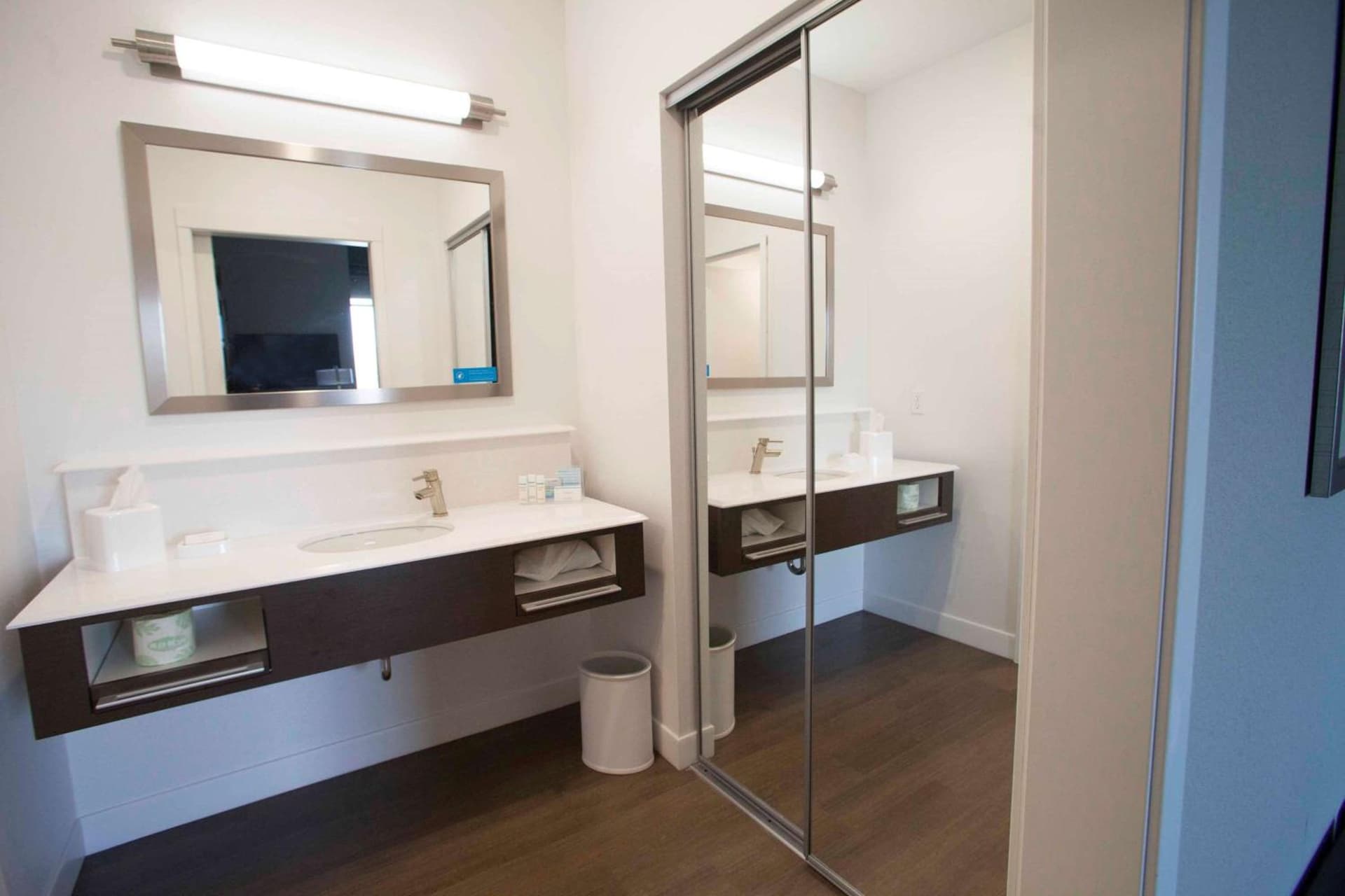 Hampton Inn & Suites St. Paul Downtown gallery photo in Saint Paul, MN — image 16