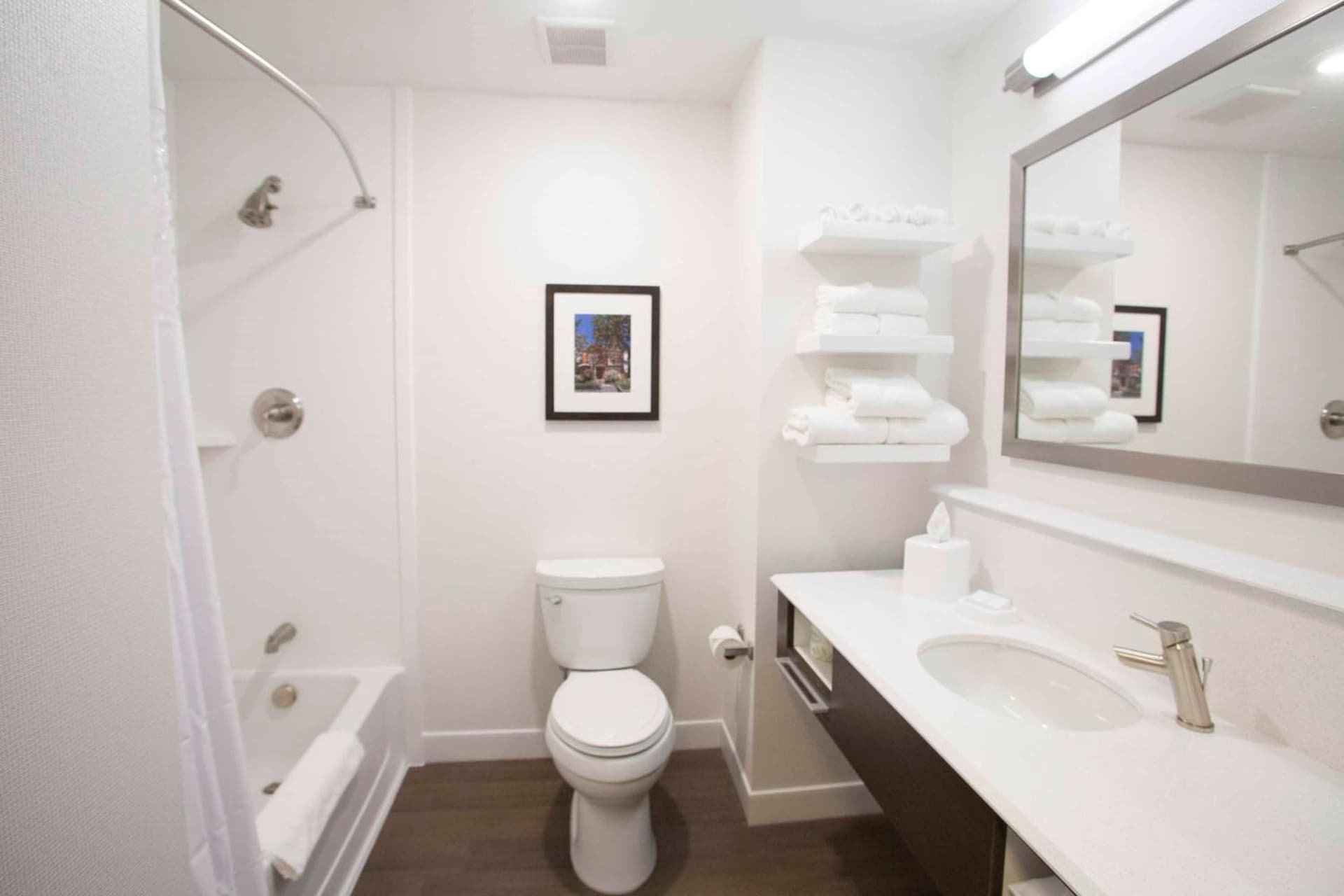 Hampton Inn & Suites St. Paul Downtown gallery photo in Saint Paul, MN — image 8