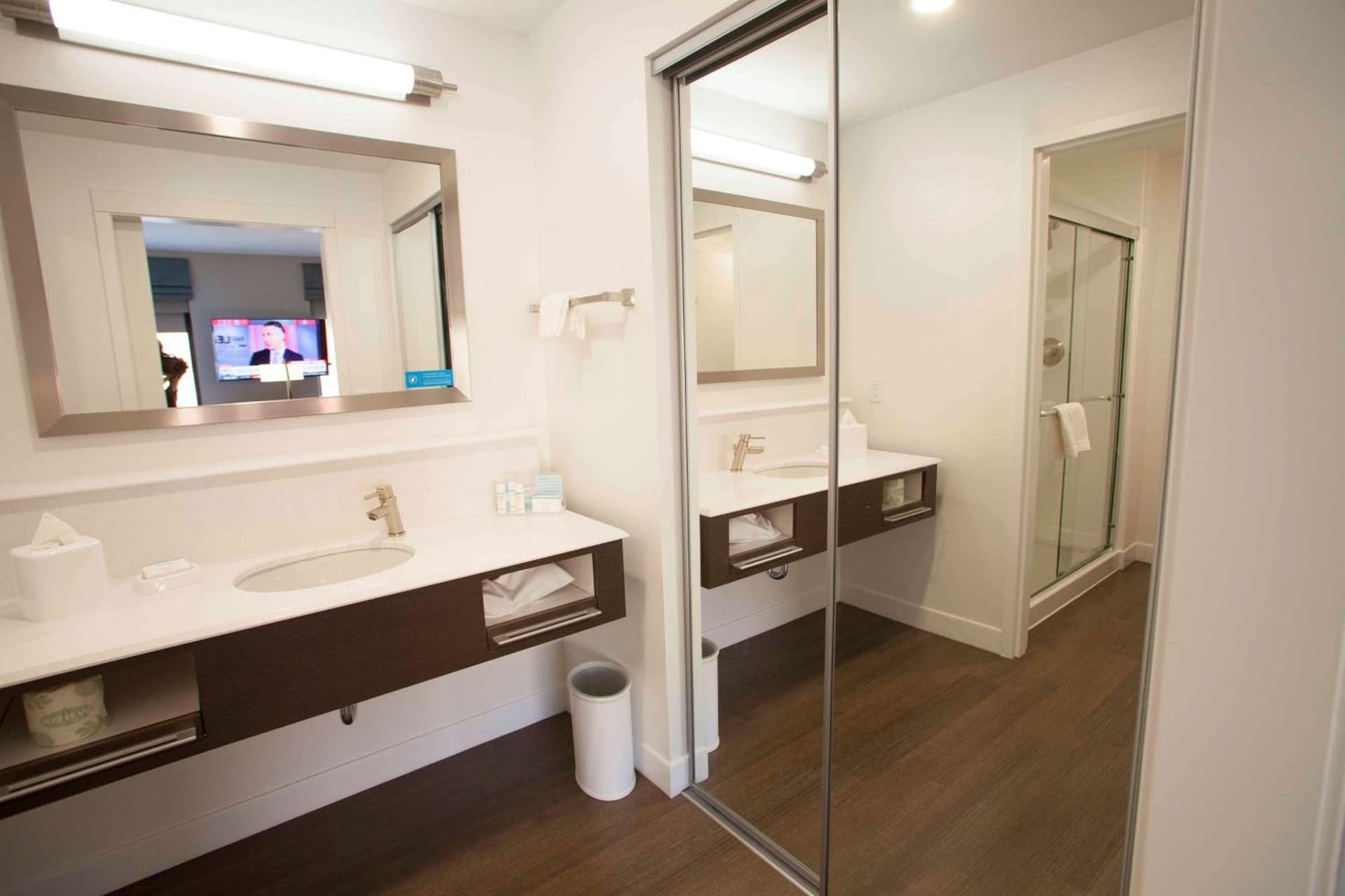 Hampton Inn & Suites St. Paul Downtown gallery photo in Saint Paul, MN — image 36