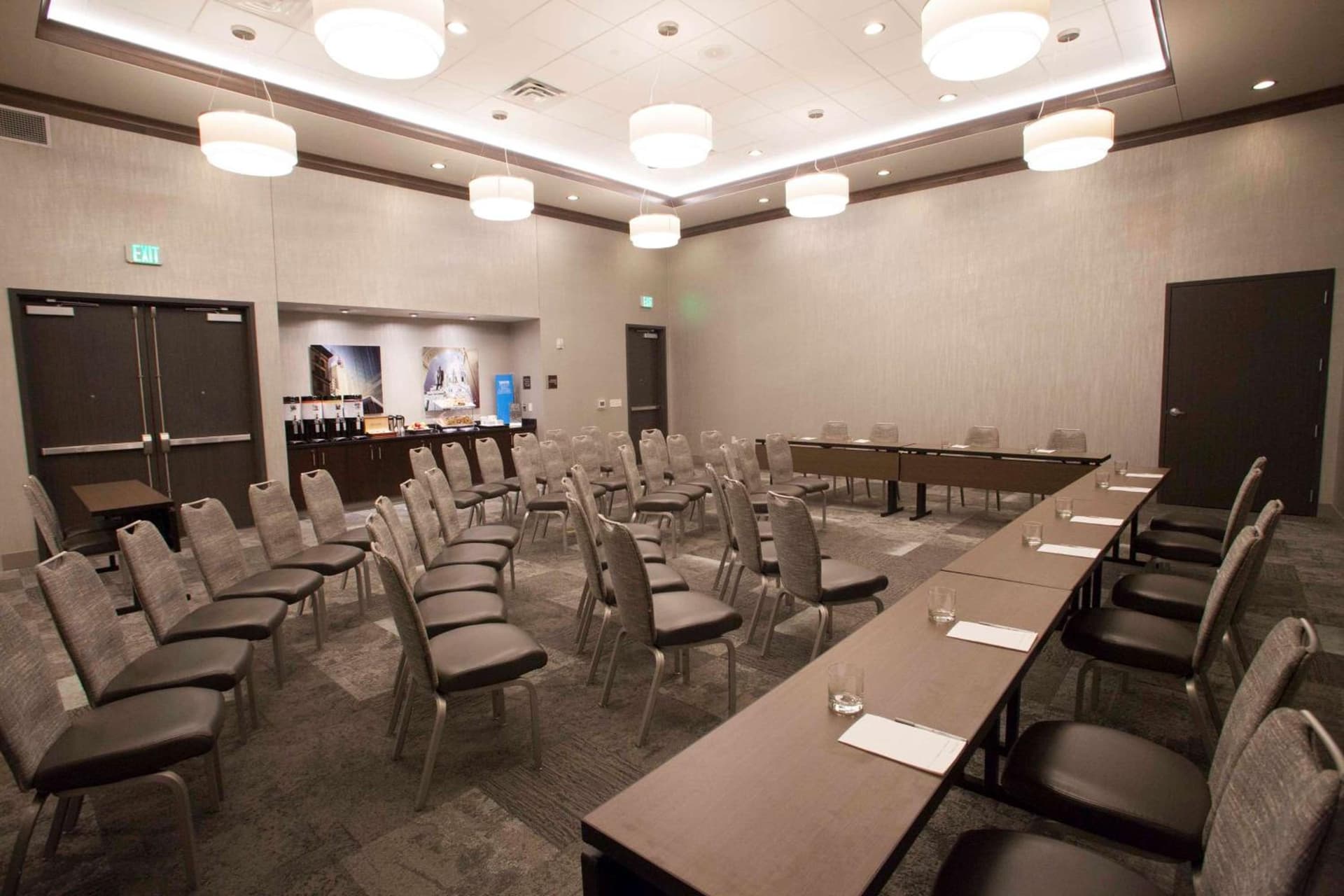 Hampton Inn & Suites St. Paul Downtown gallery photo in Saint Paul, MN — image 53
