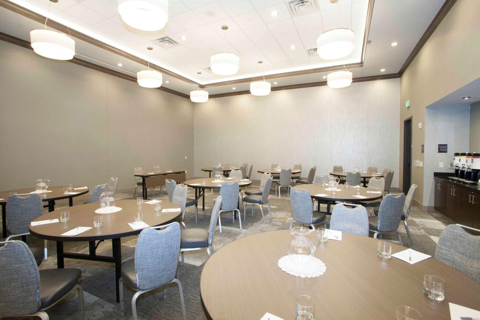 Hampton Inn & Suites St. Paul Downtown gallery photo in Saint Paul, MN — image 22