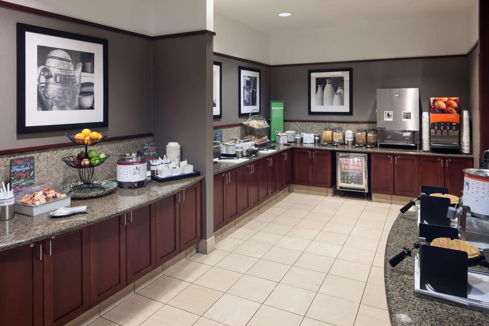 Hampton Inn & Suites Oklahoma City-Bricktown gallery photo in Oklahoma City, OK — image 14