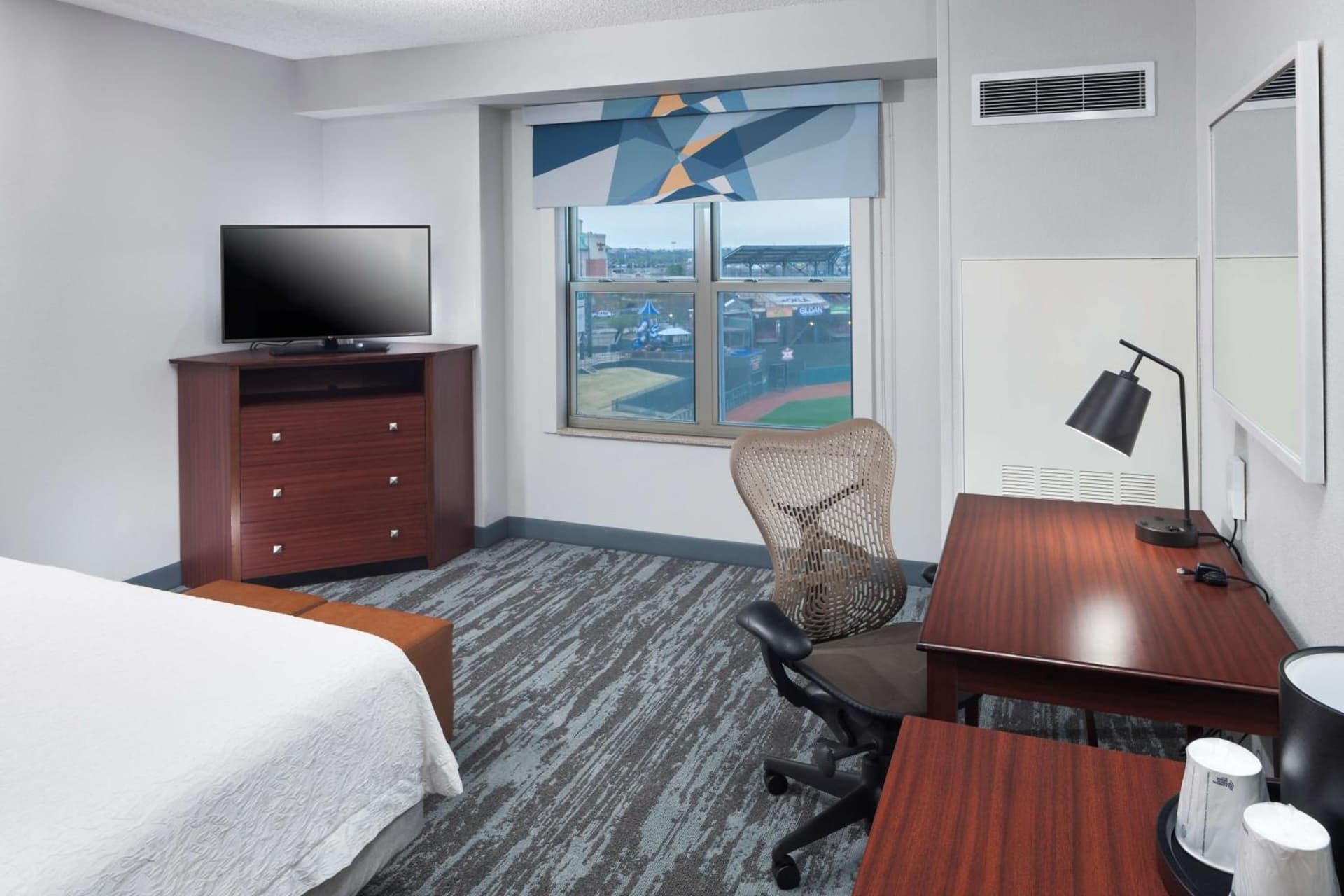 Hampton Inn & Suites Oklahoma City-Bricktown gallery photo in Oklahoma City, OK — image 9