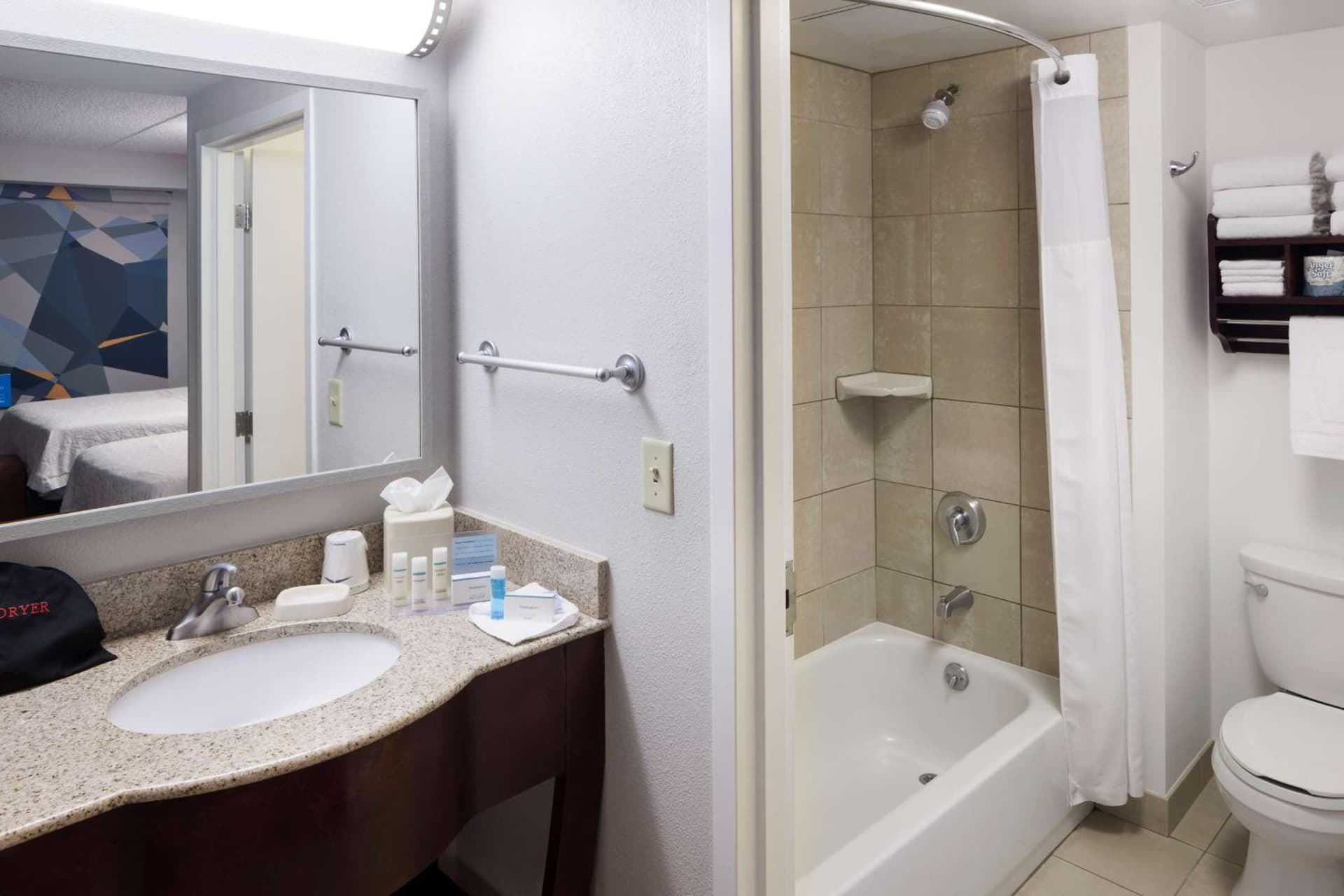 Hampton Inn & Suites Oklahoma City-Bricktown gallery photo in Oklahoma City, OK — image 40