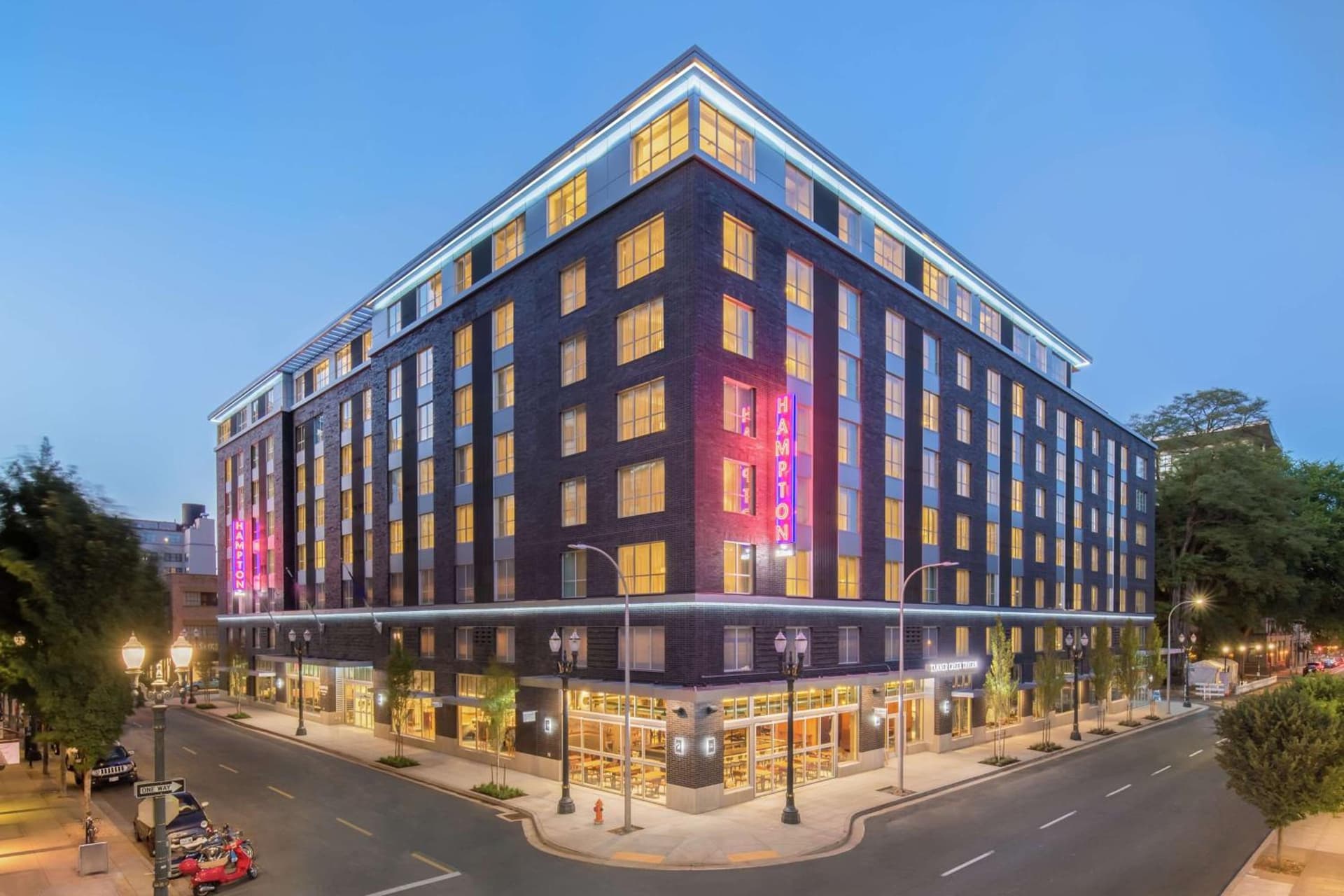 Hampton Inn And Suites By Hilton Portland-Pearl District featured exterior or lobby in Portland, OR — similar hotel