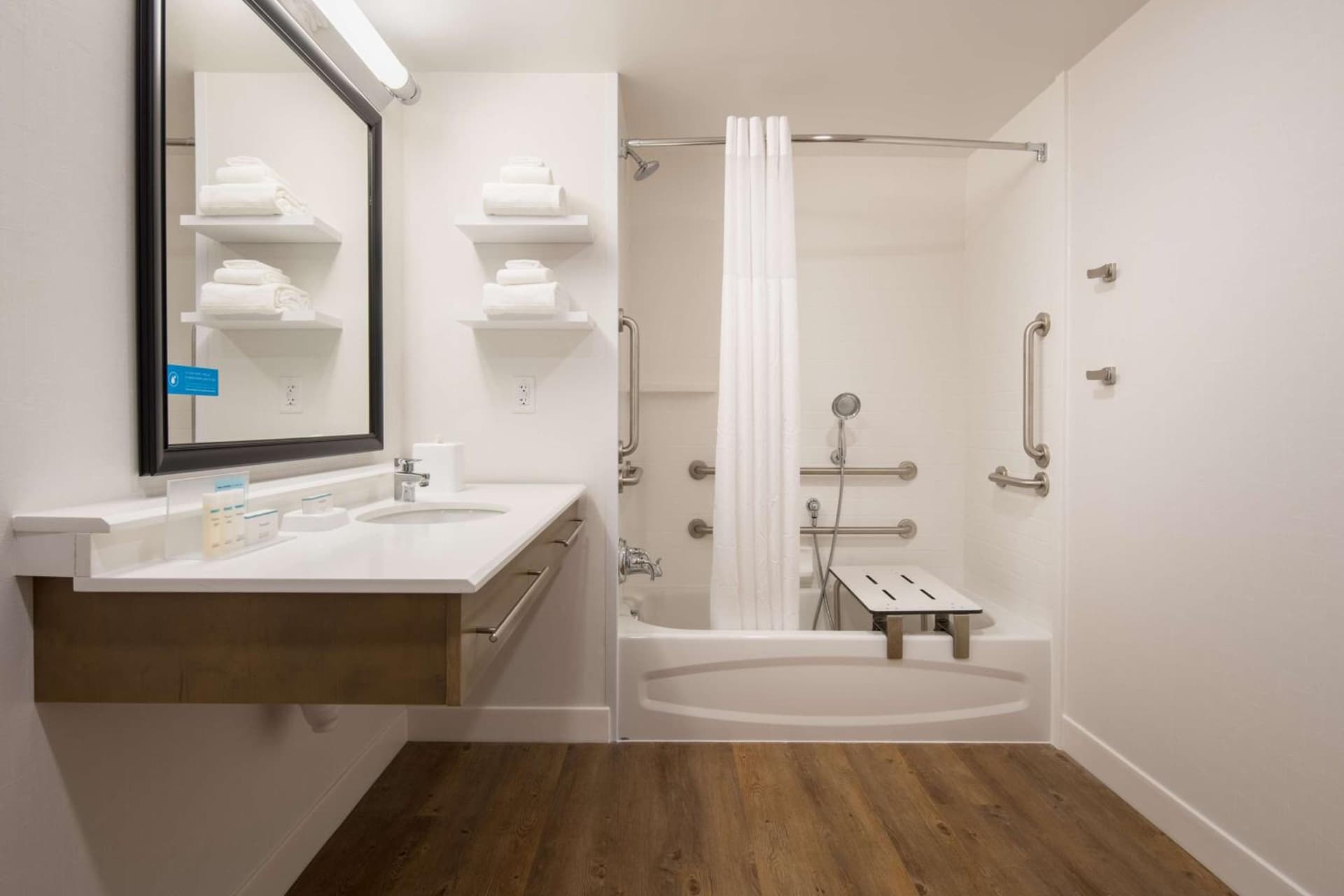 Hampton Inn And Suites By Hilton Portland-Pearl District gallery photo in Portland, OR — image 5
