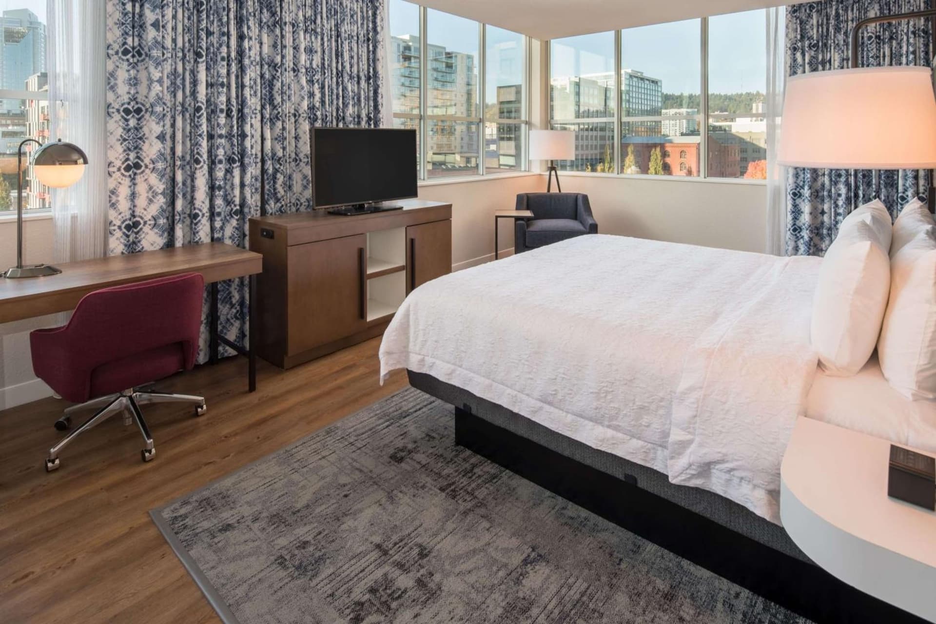 Hampton Inn And Suites By Hilton Portland-Pearl District gallery photo in Portland, OR — image 11