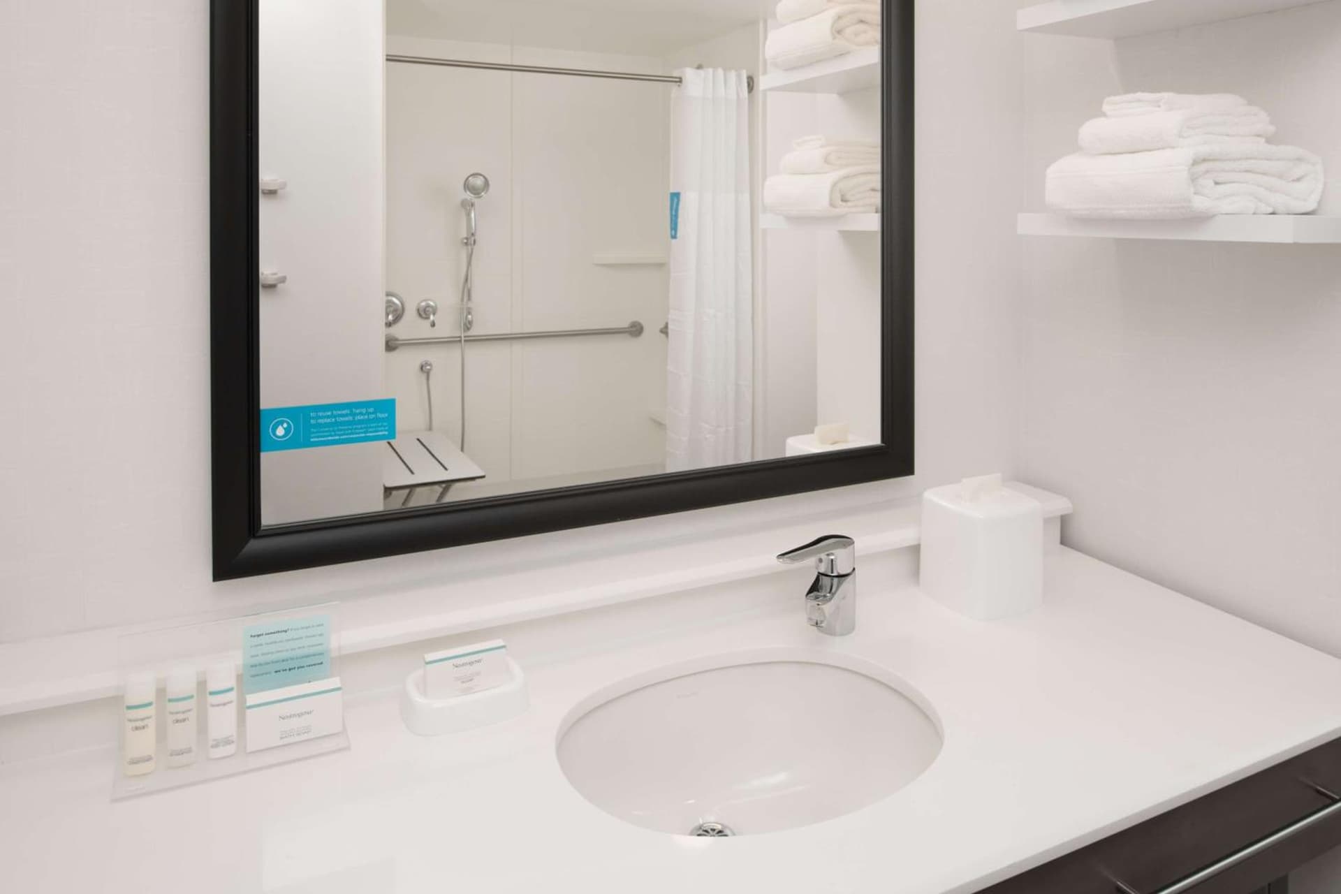 Hampton Inn And Suites By Hilton Portland-Pearl District gallery photo in Portland, OR — image 31