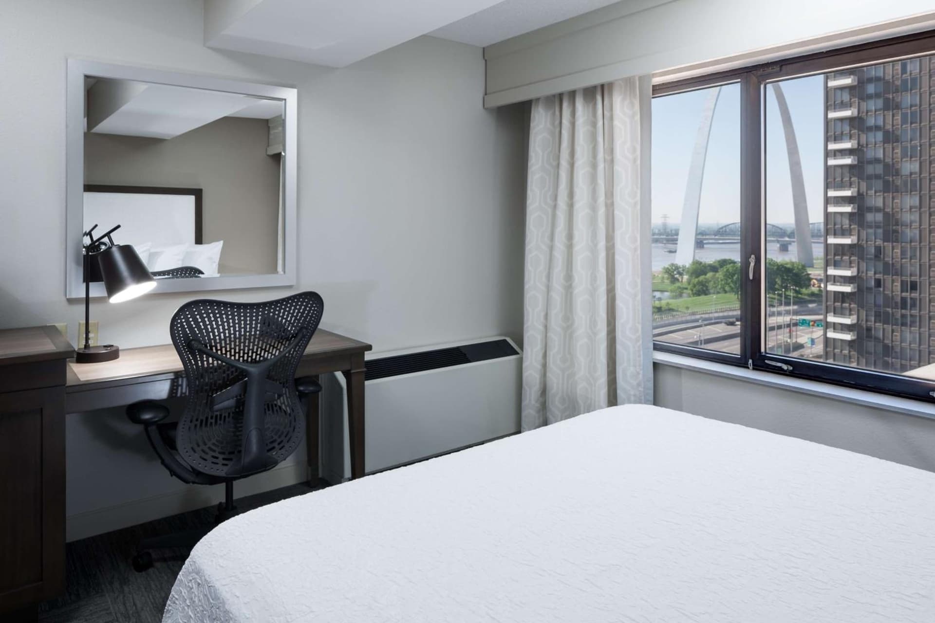 Hampton Inn St Louis- at the Arch gallery photo in Saint Louis, MO — image 22