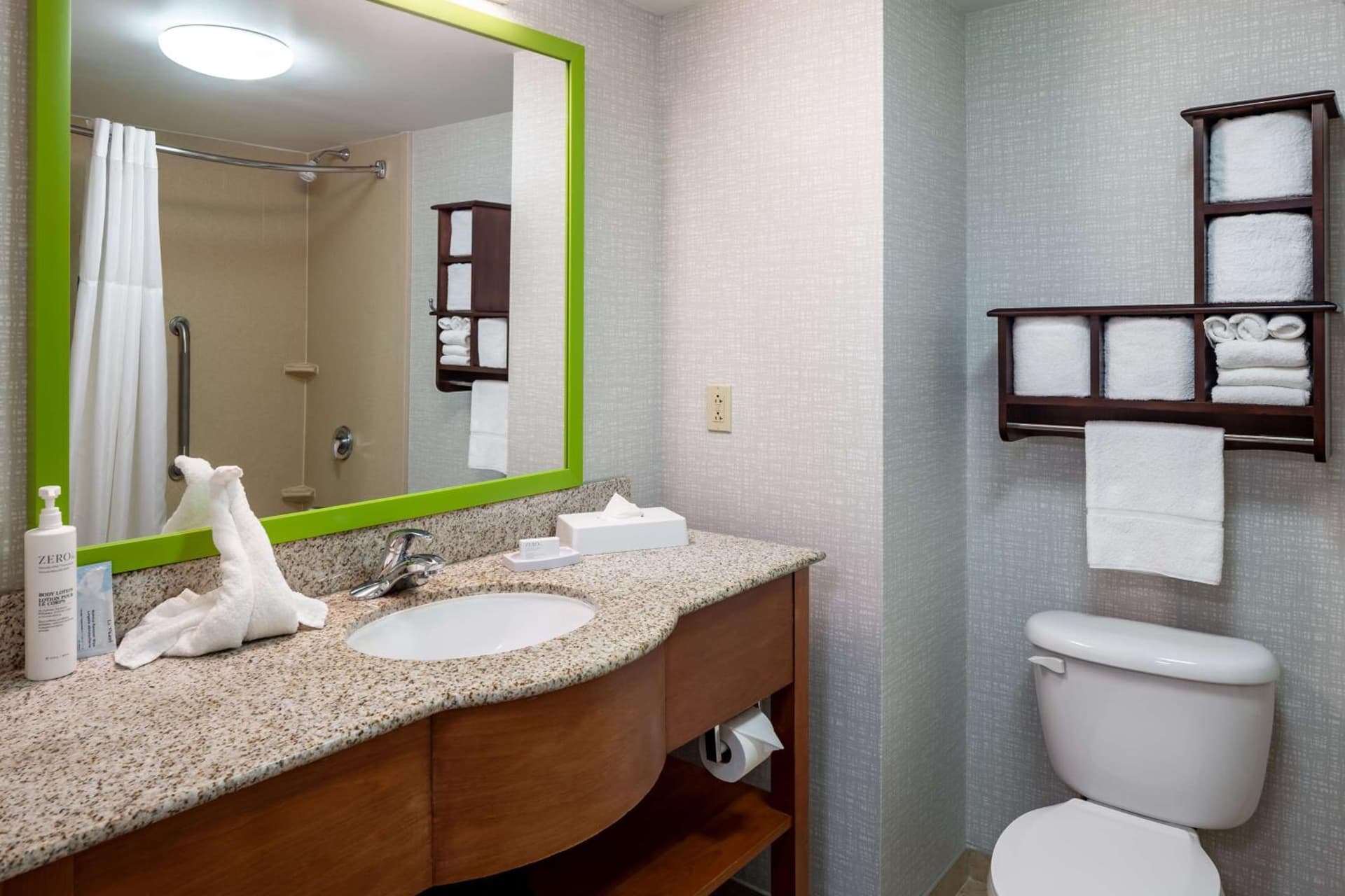 Hampton Inn & Suites St. Louis at Forest Park gallery photo in Saint Louis, MO — image 35