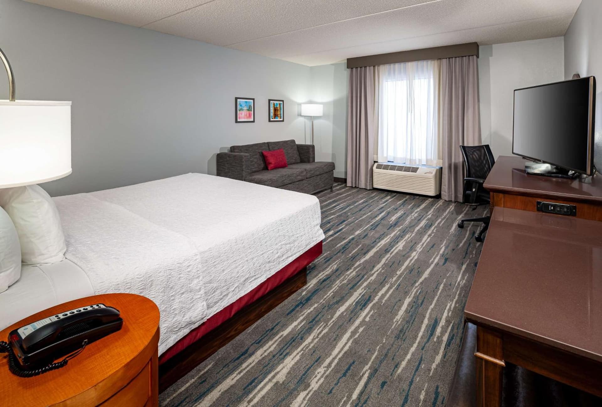 Hampton Inn & Suites St. Louis at Forest Park gallery photo in Saint Louis, MO — image 9