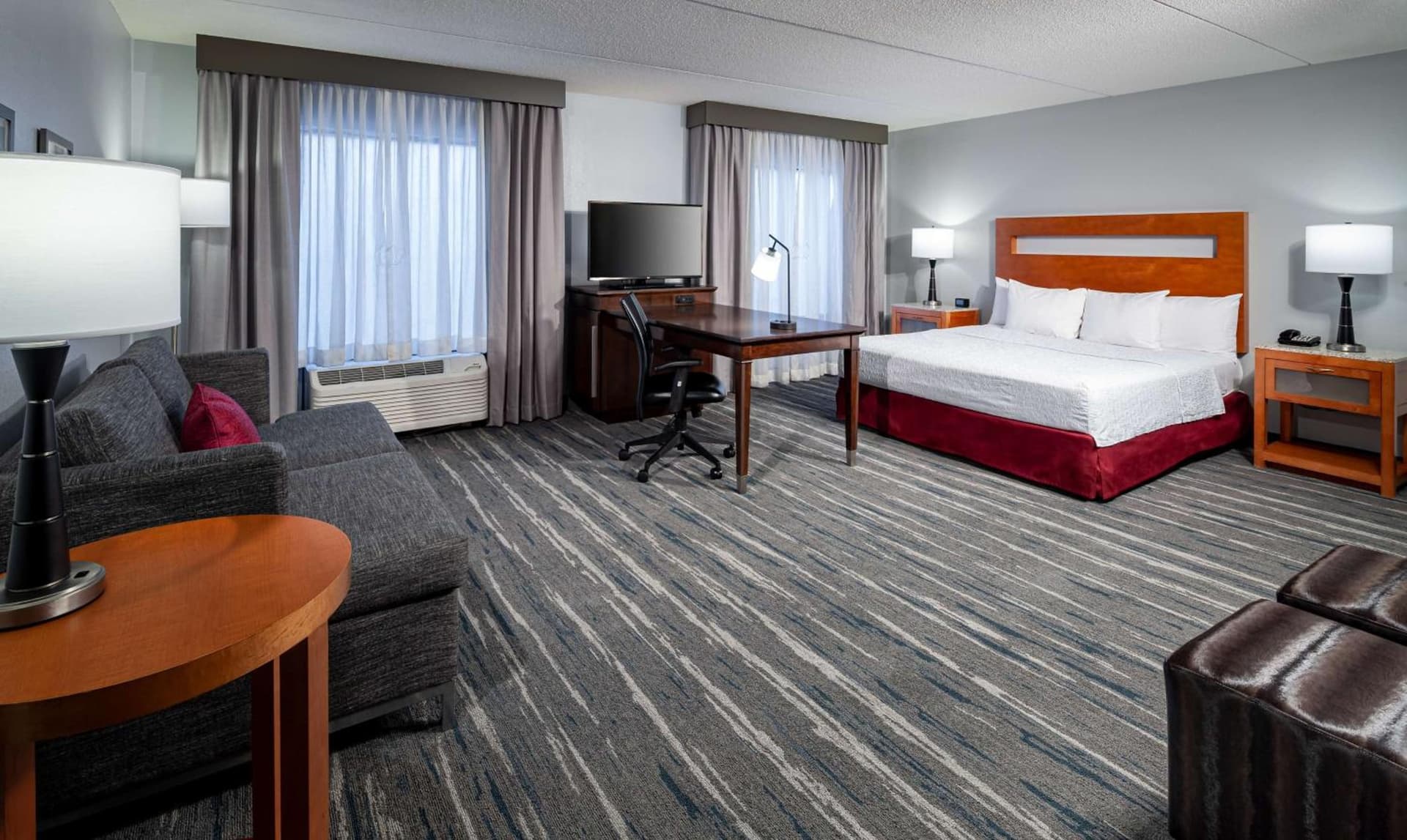 Hampton Inn & Suites St. Louis at Forest Park gallery photo in Saint Louis, MO — image 36