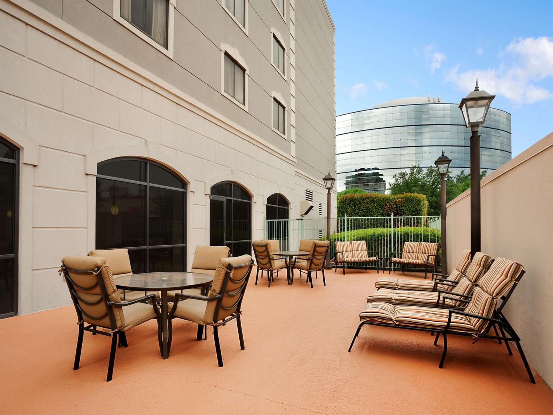Embassy Suites by Hilton Dallas Near the Galleria property views in Dallas, TX — gallery photo 3