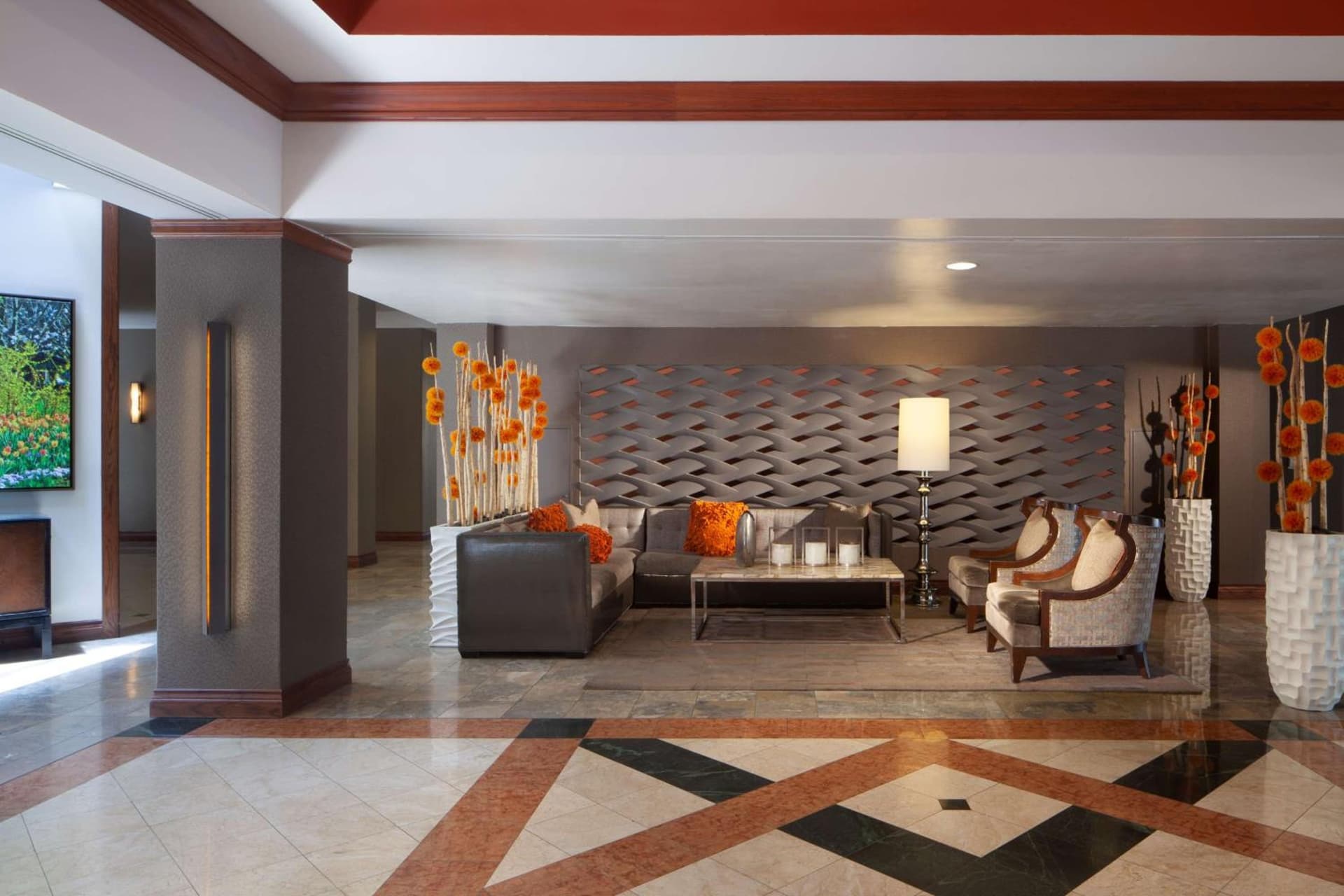 Embassy Suites by Hilton Dallas Near the Galleria gallery photo in Dallas, TX — image 7