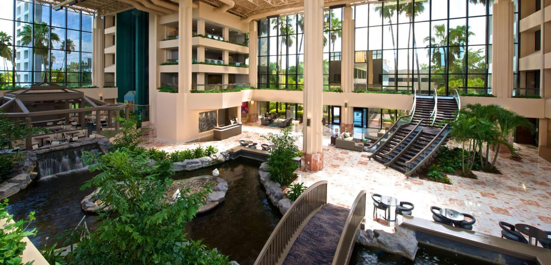Embassy Suites by Hilton Palm Beach Gardens PGA Boulevard gallery photo in Palm Beach Gardens, FL — image 18