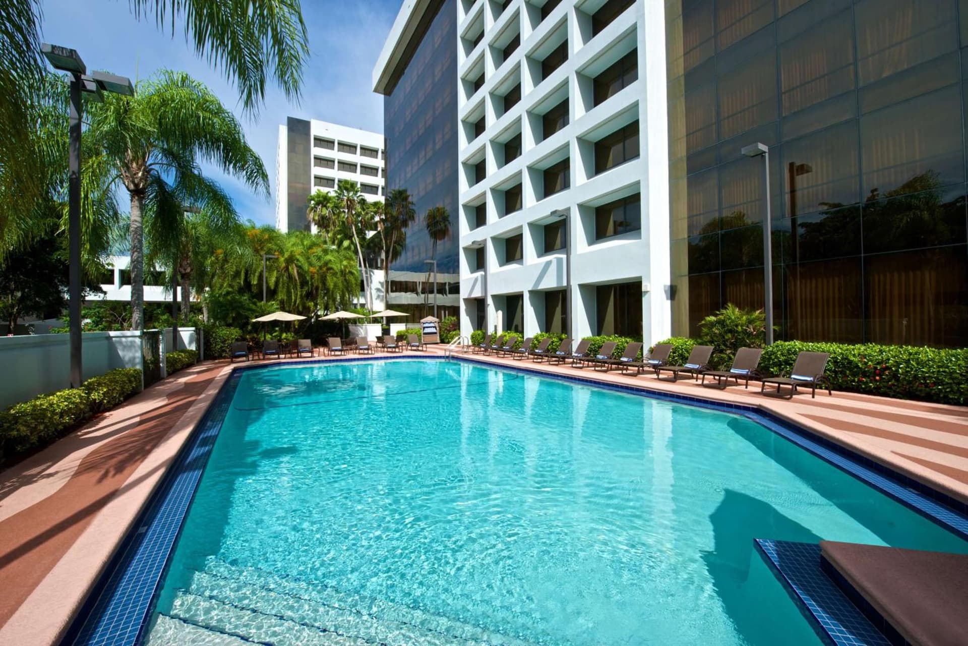 Embassy Suites by Hilton Palm Beach Gardens PGA Boulevard gallery photo in Palm Beach Gardens, FL — image 36
