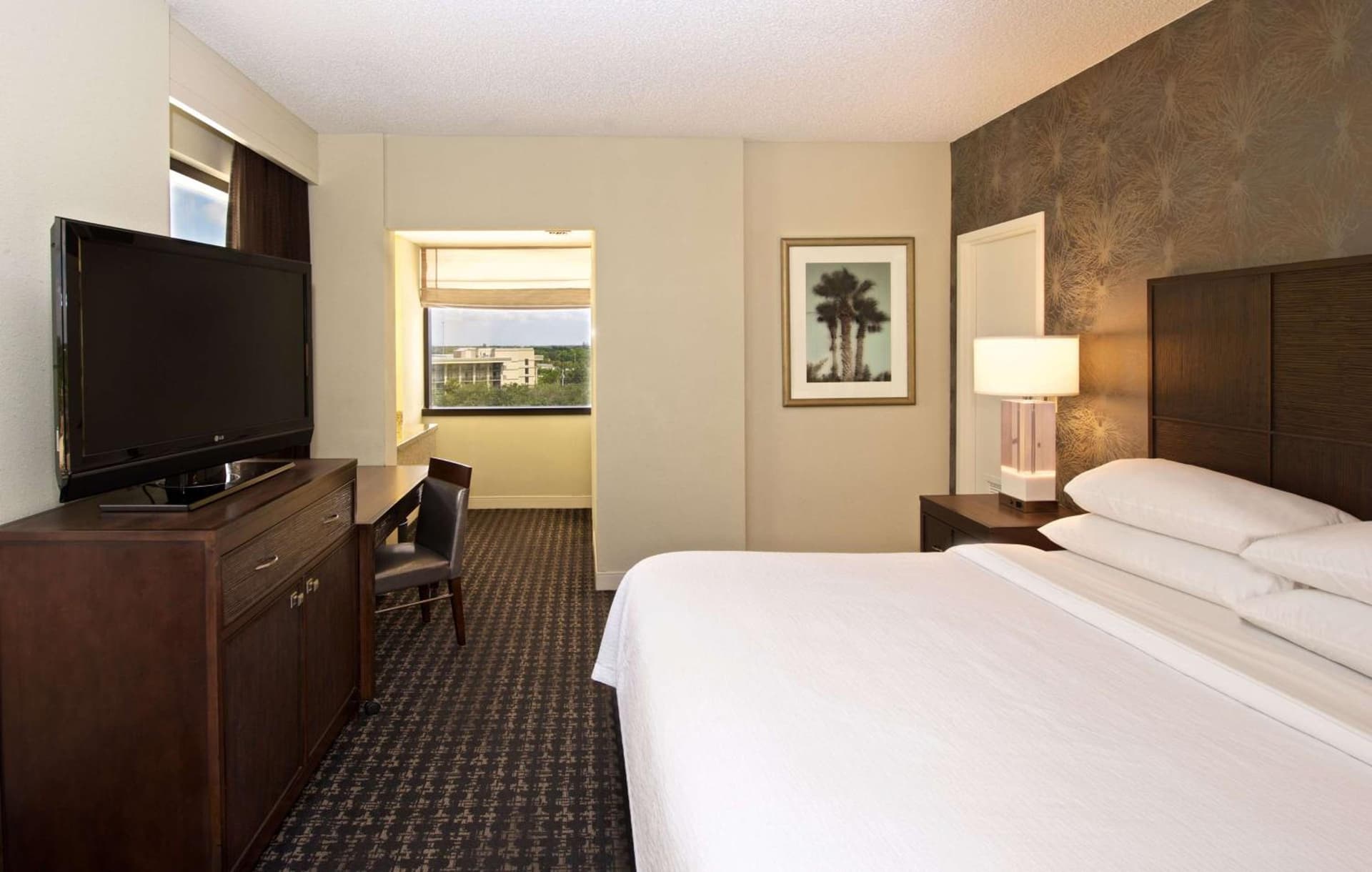 Embassy Suites by Hilton Palm Beach Gardens PGA Boulevard gallery photo in Palm Beach Gardens, FL — image 33