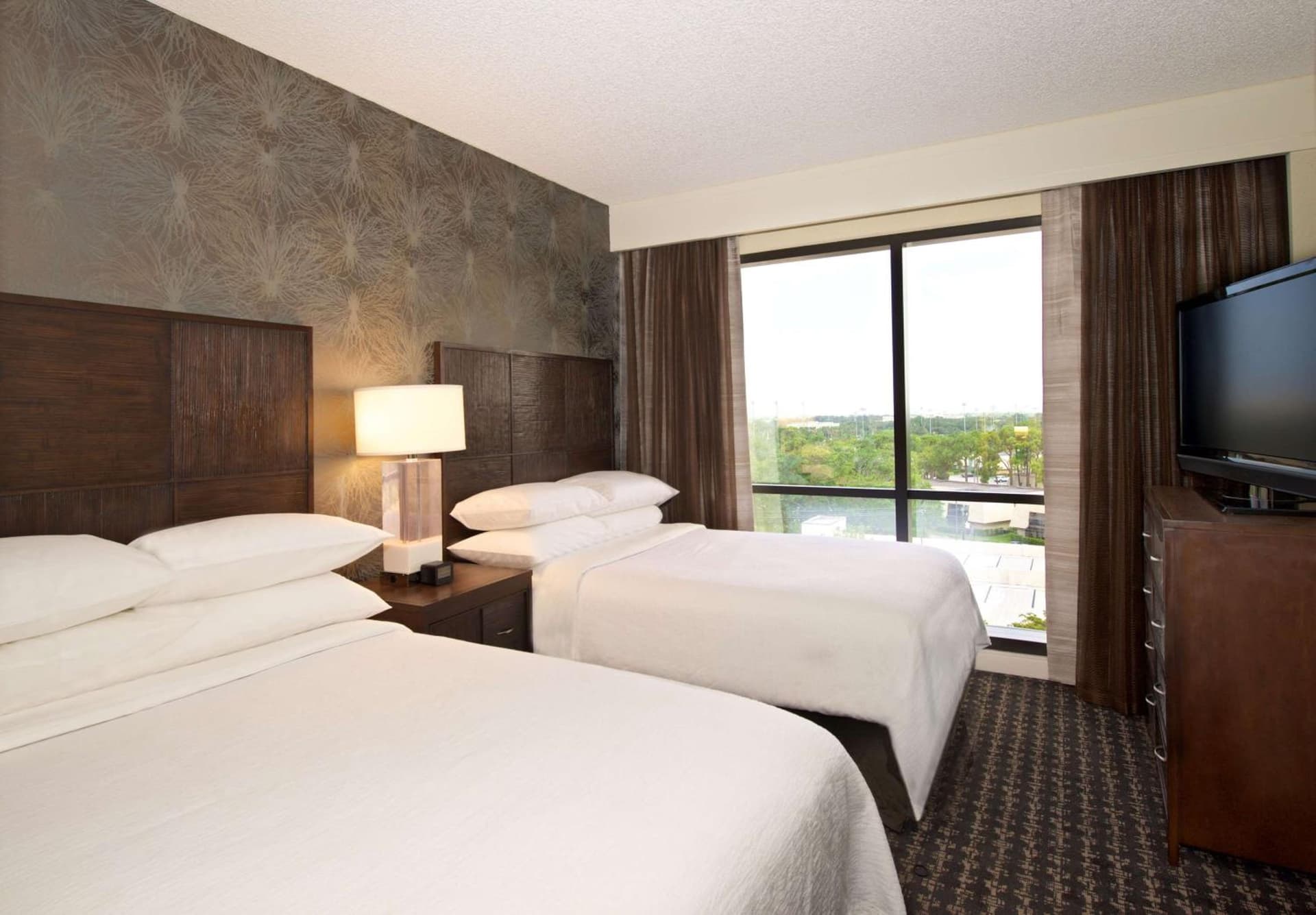 Embassy Suites by Hilton Palm Beach Gardens PGA Boulevard gallery photo in Palm Beach Gardens, FL — image 12