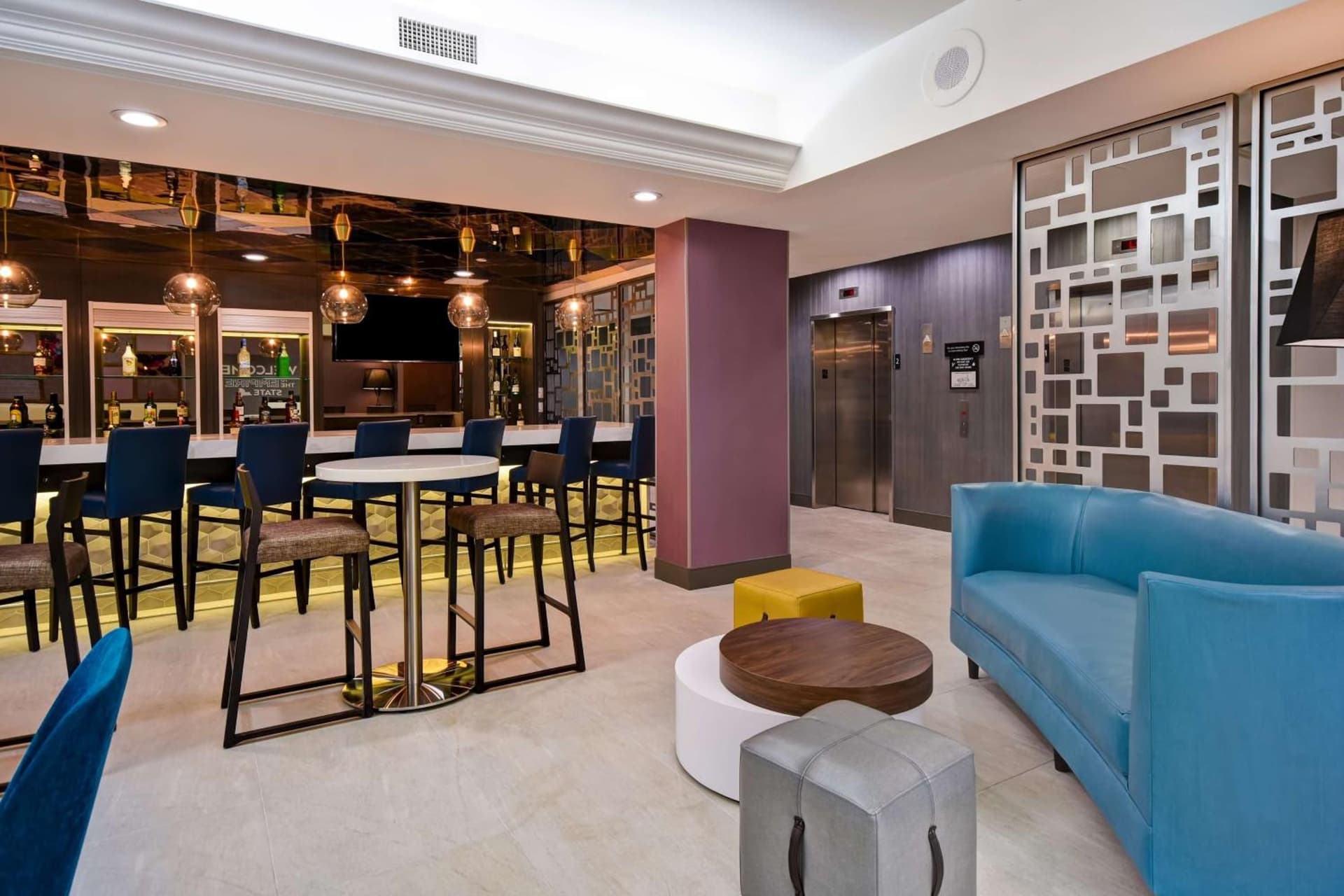 Hampton Inn NY-JFK property views in Queens, NY — gallery photo 3