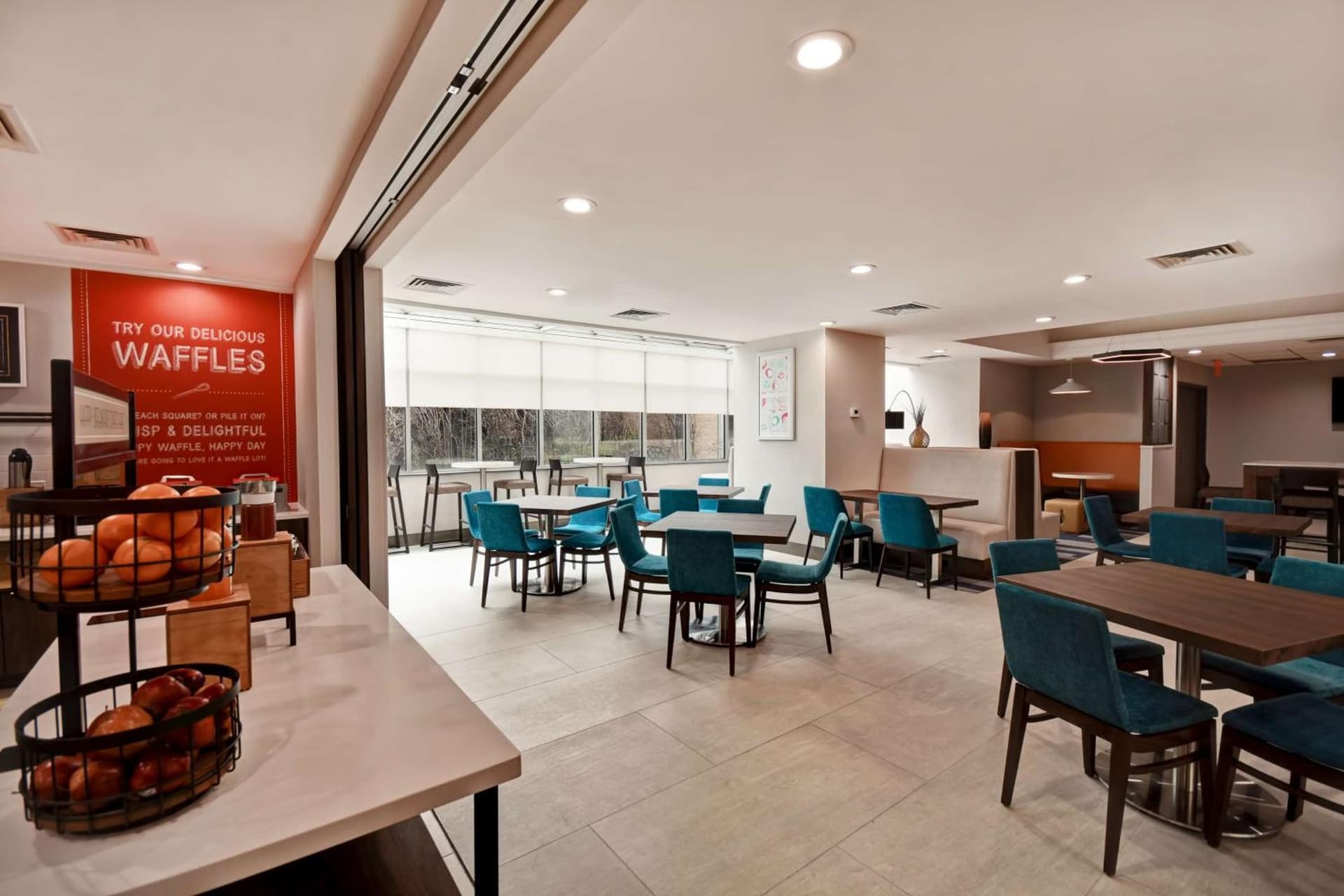 Hampton Inn NY-JFK gallery photo in Queens, NY — image 32