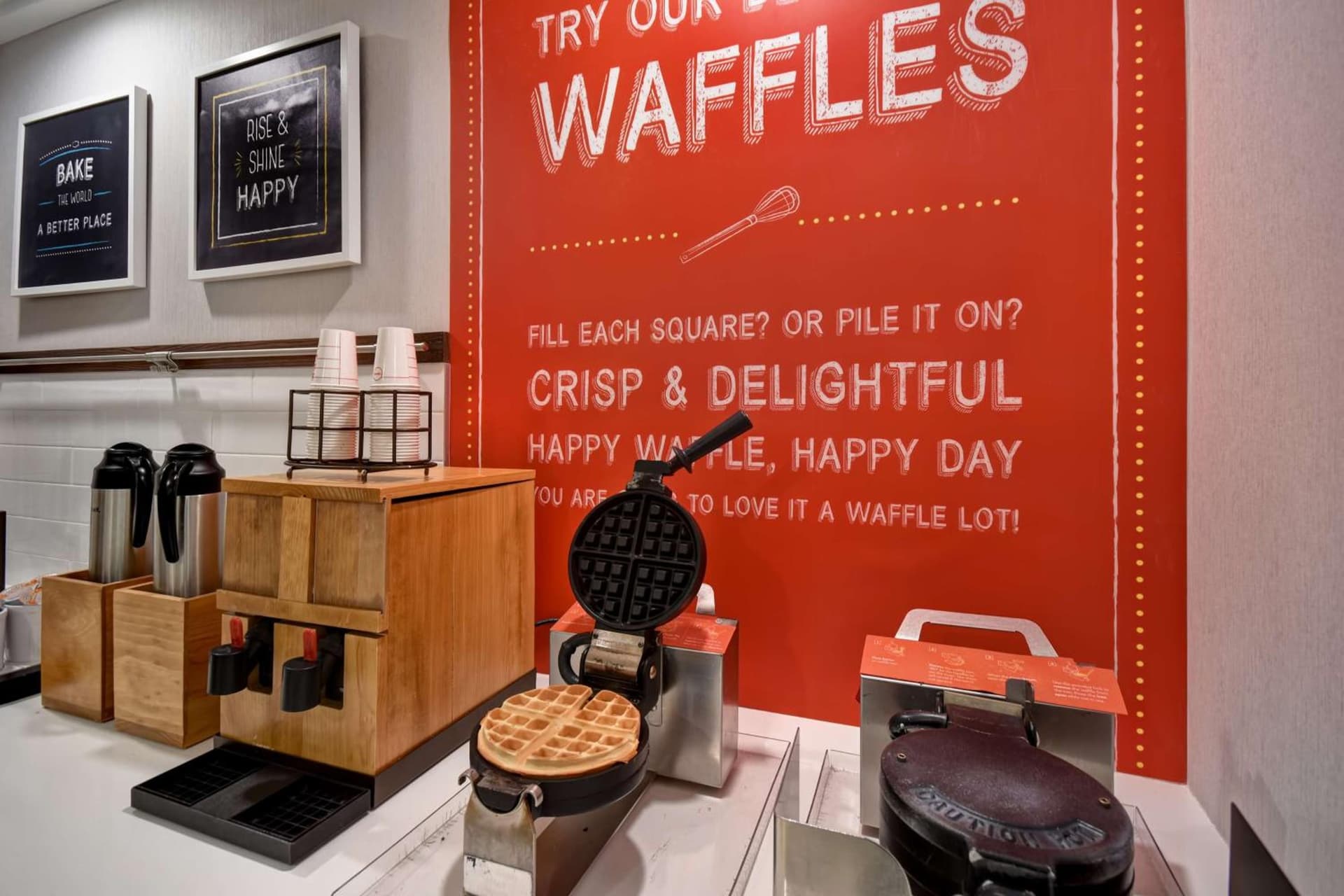 Hampton Inn NY-JFK gallery photo in Queens, NY — image 41