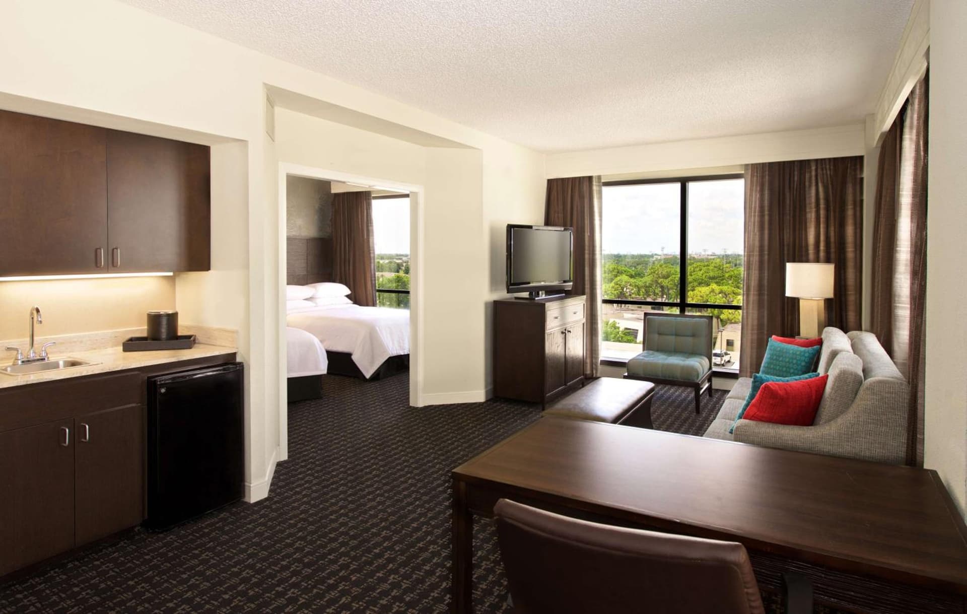 Embassy Suites by Hilton Palm Beach Gardens PGA Boulevard gallery photo in Palm Beach Gardens, FL — image 7