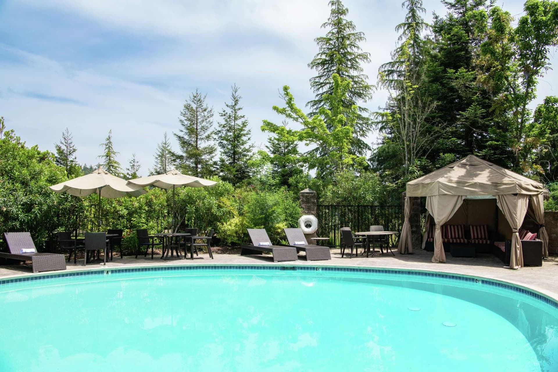 Hilton Santa Cruz Scotts Valley interior in Santa Cruz, CA — gallery photo 2