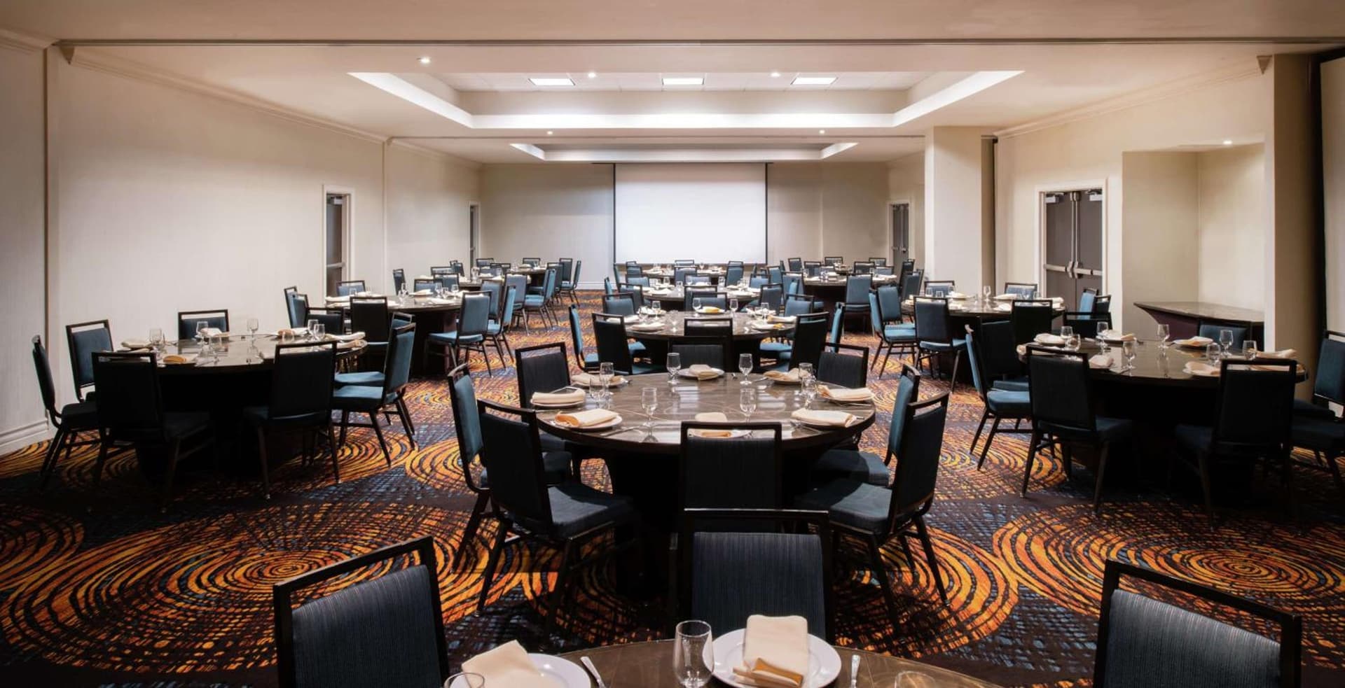 Embassy Suites by Hilton Walnut Creek gallery photo in Walnut Creek, CA — image 6
