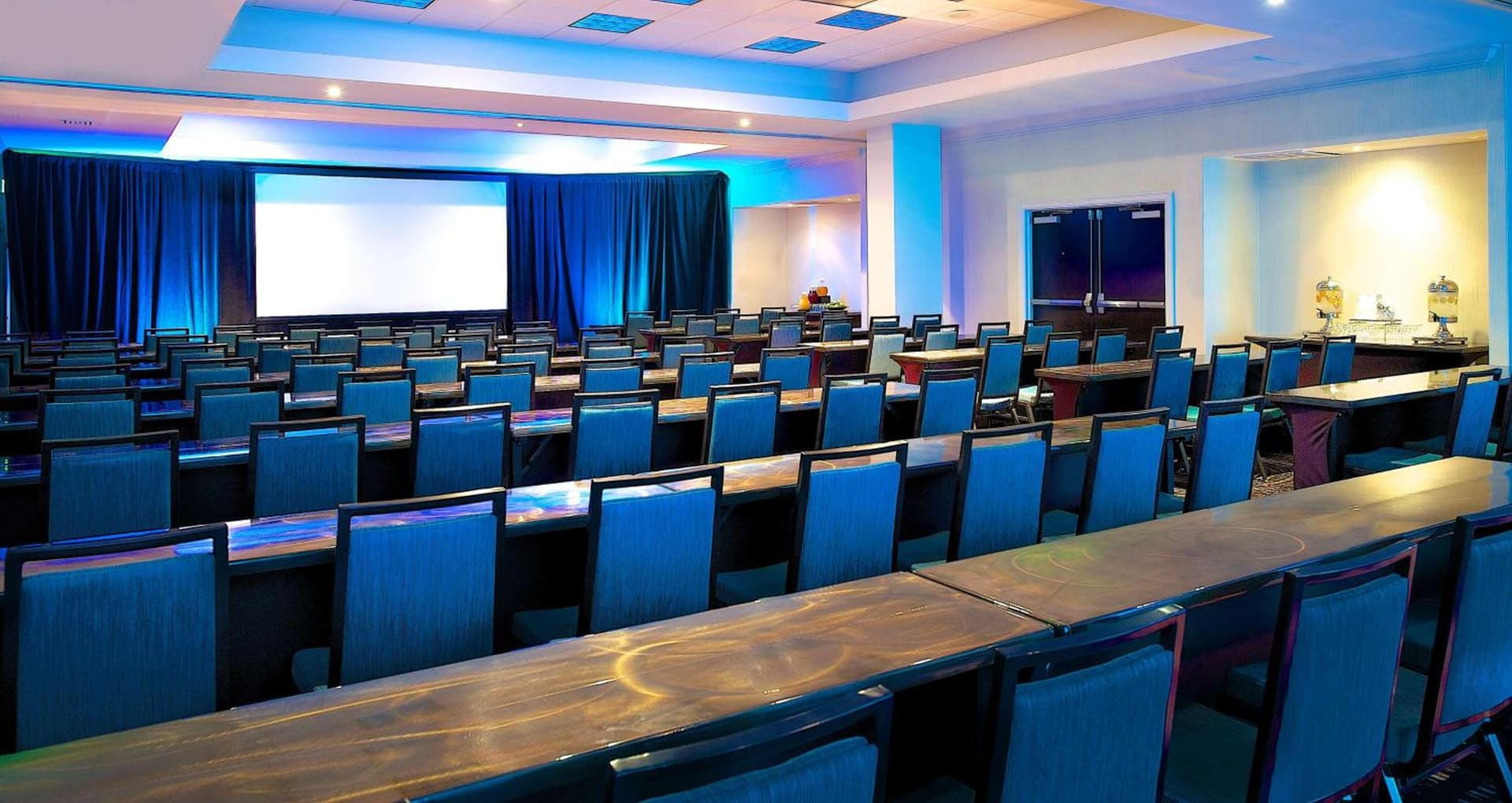 Embassy Suites by Hilton Walnut Creek gallery photo in Walnut Creek, CA — image 23