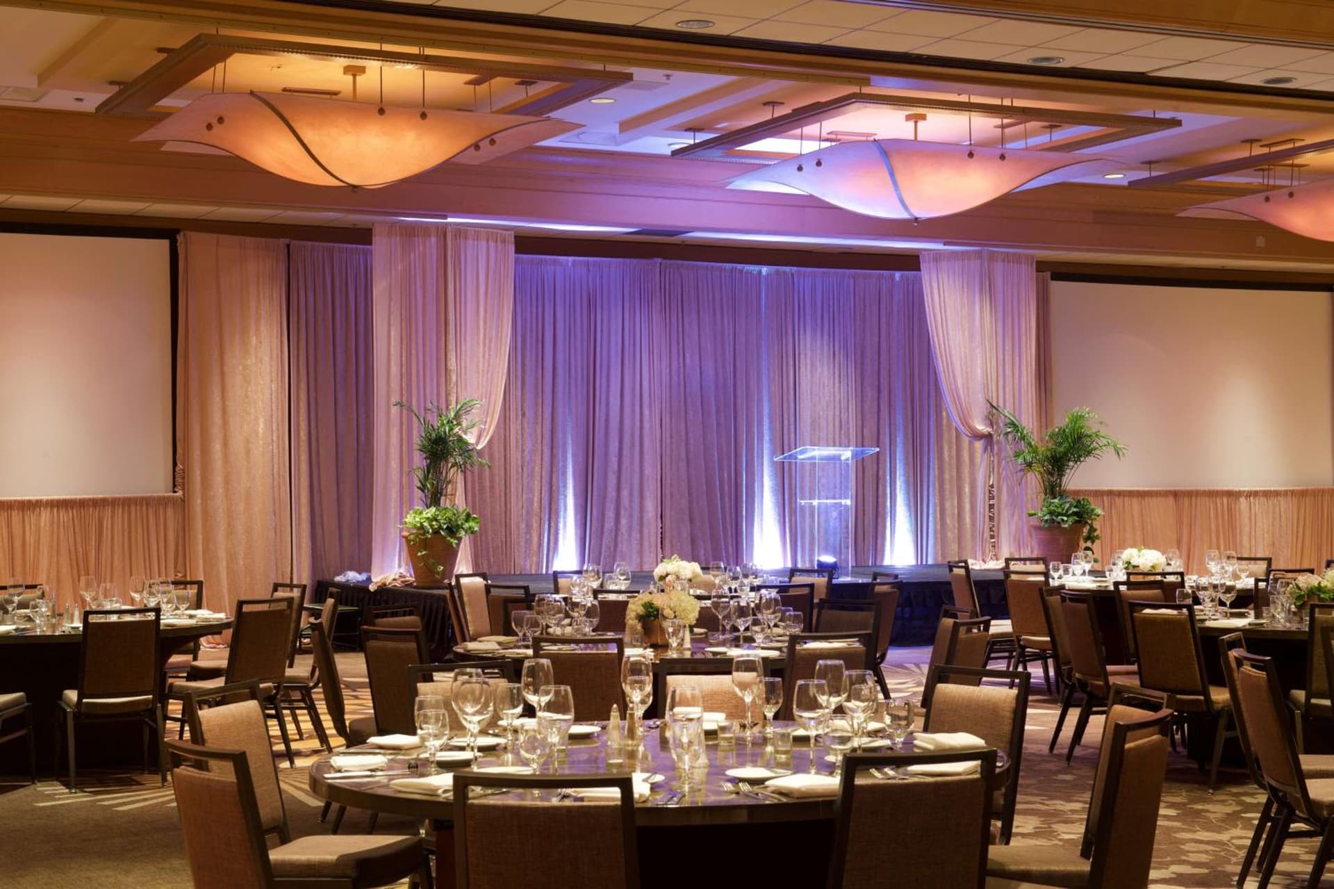 Hilton Orange County/Costa Mesa gallery photo in Costa Mesa, CA — image 65