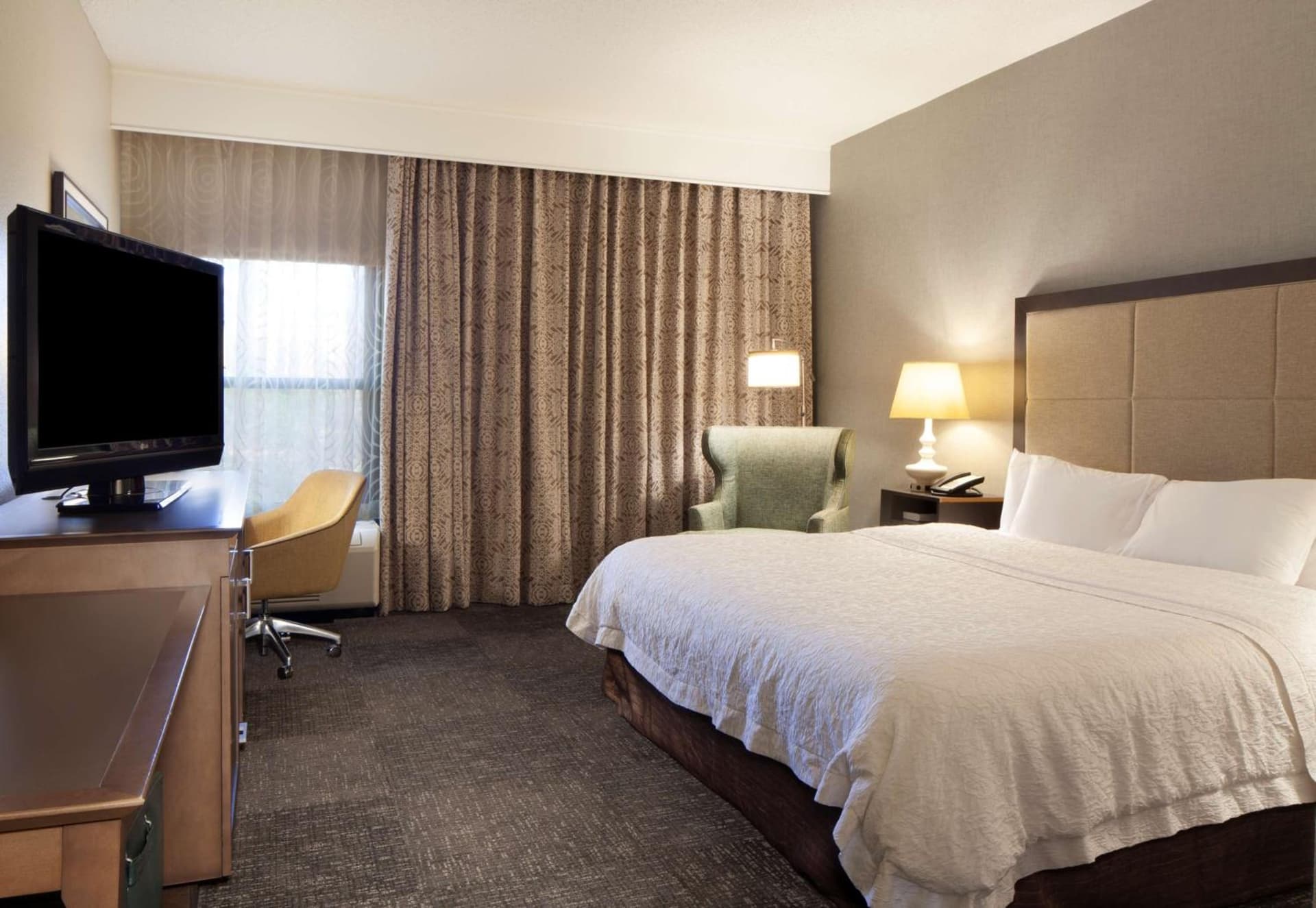 Hampton Inn Lawrenceville gallery photo in Lawrenceville, GA — image 22