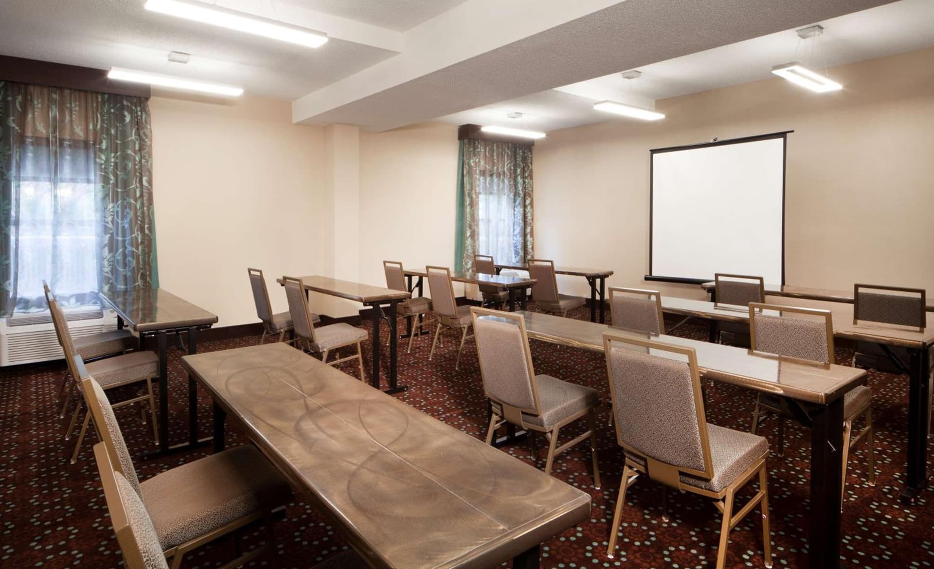 Hampton Inn Lawrenceville gallery photo in Lawrenceville, GA — image 13