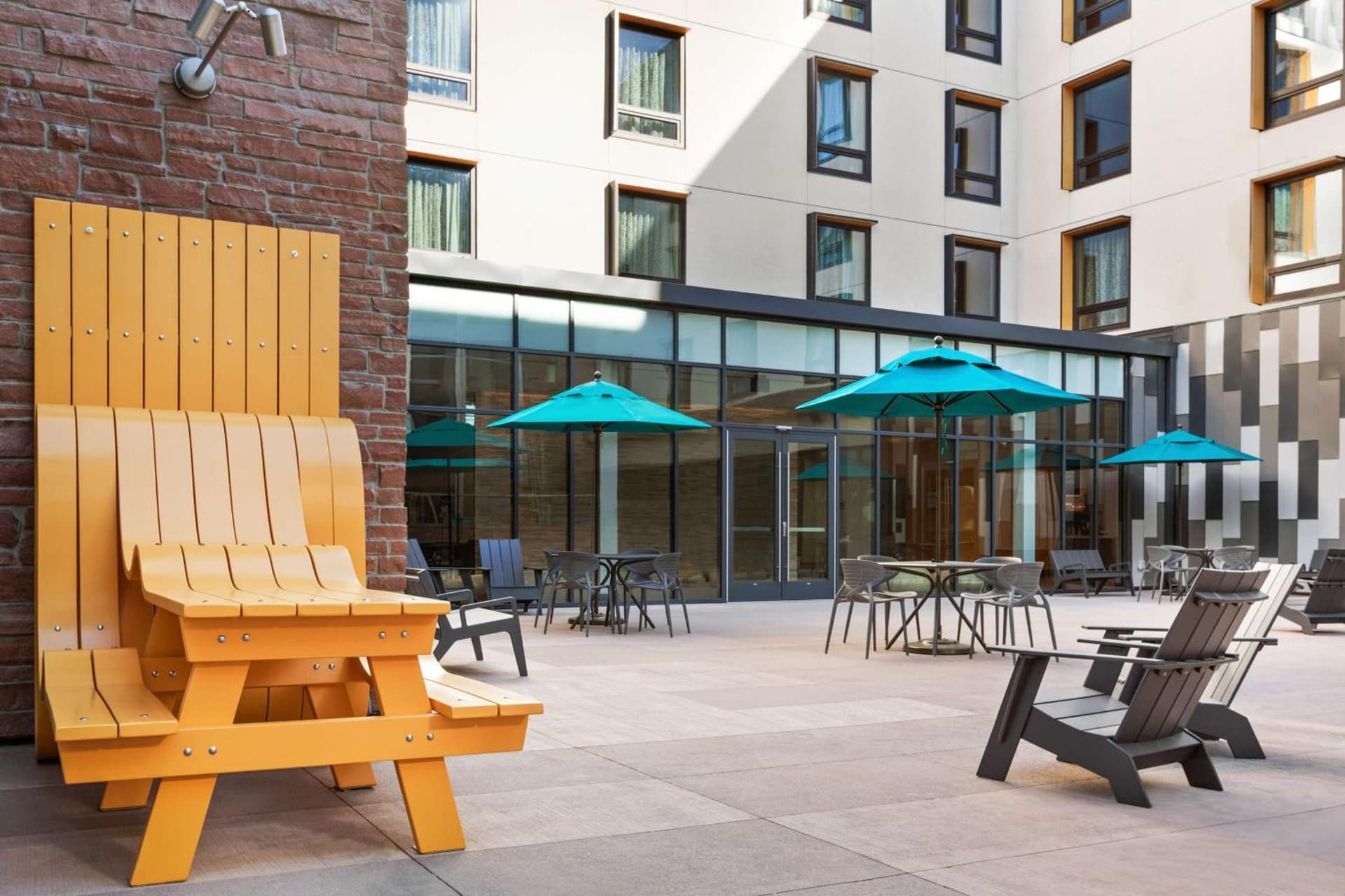 Embassy Suites By Hilton Boulder gallery photo in Boulder, CO — image 11
