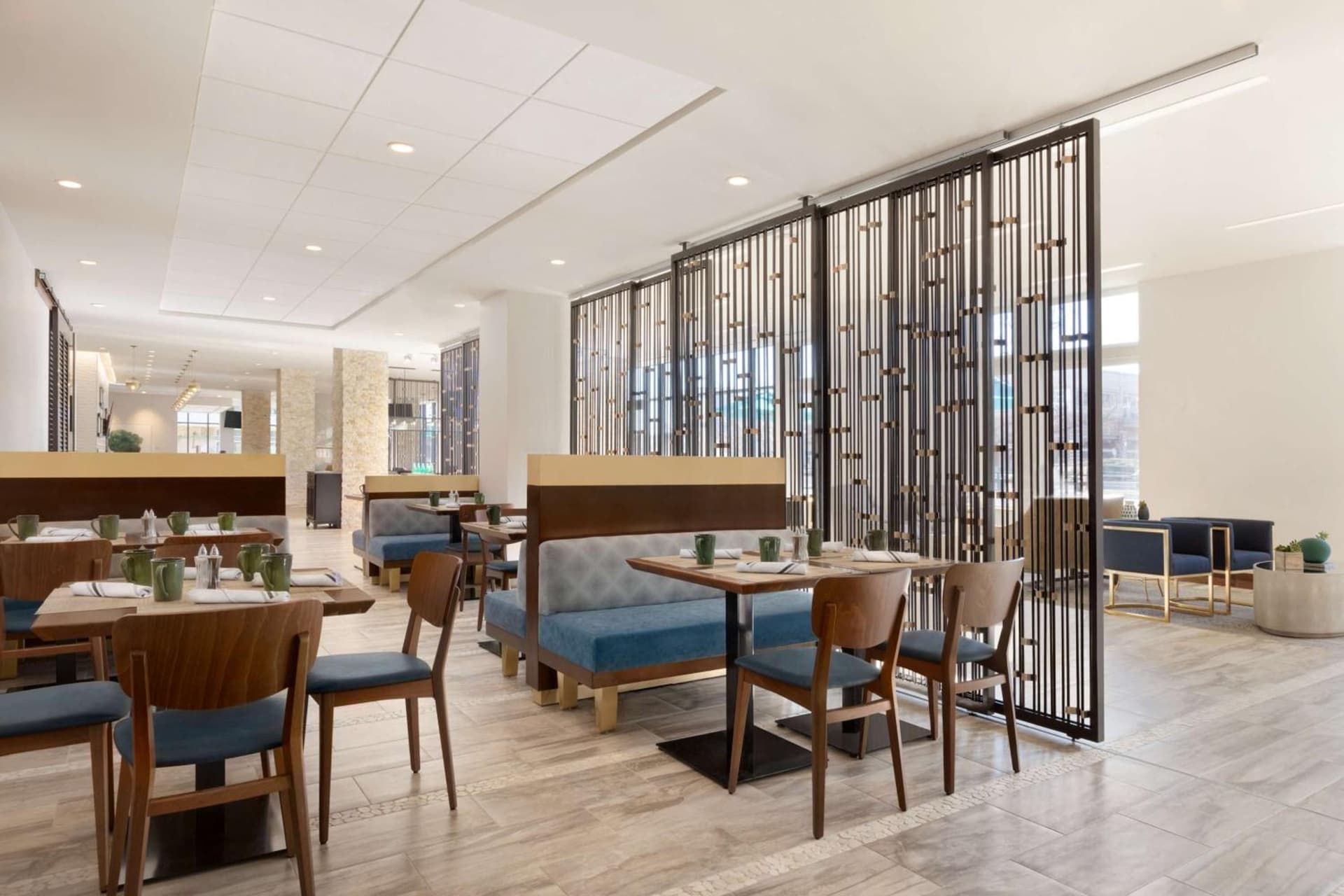 Embassy Suites By Hilton Boulder gallery photo in Boulder, CO — image 42