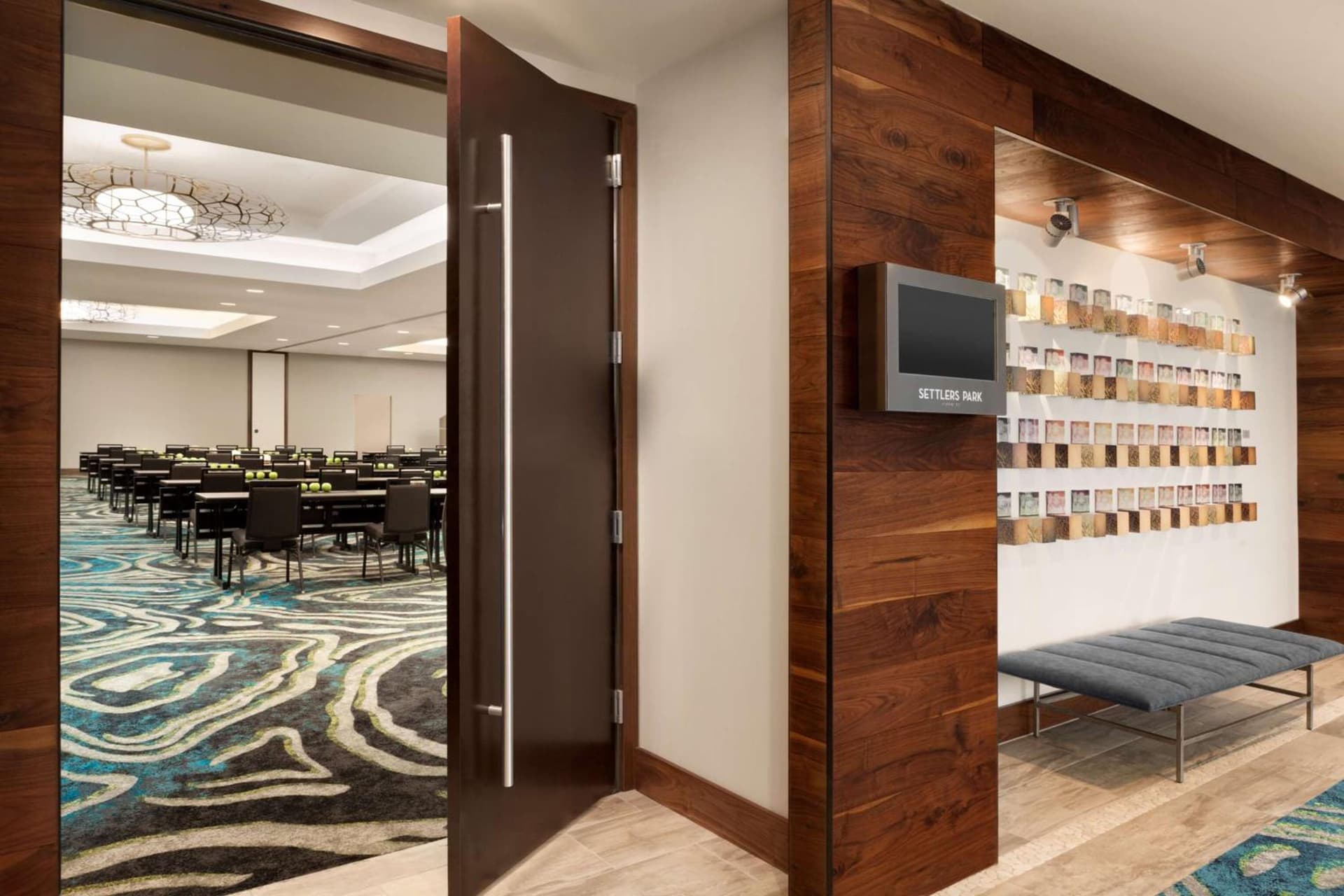 Embassy Suites By Hilton Boulder gallery photo in Boulder, CO — image 26