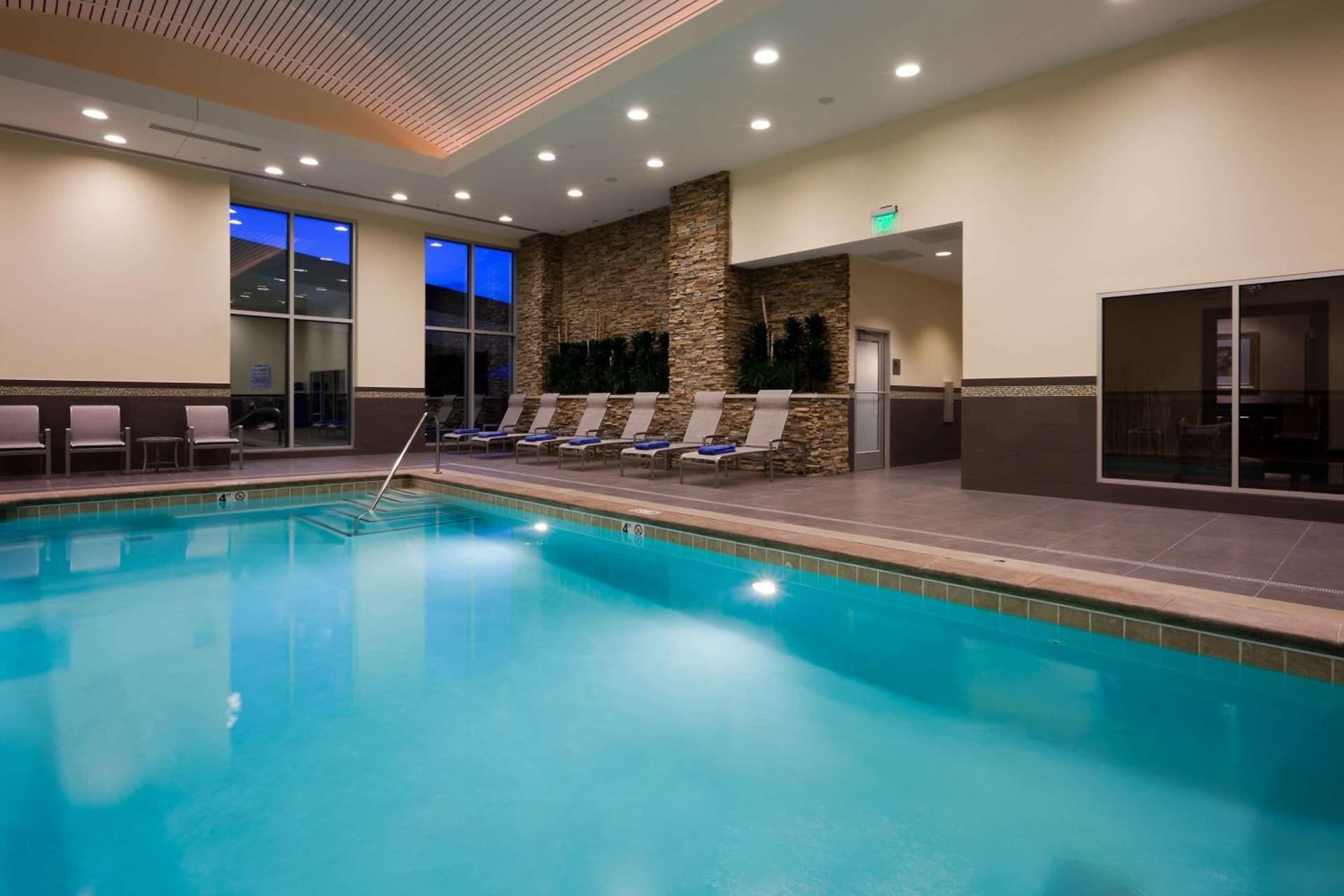 Embassy Suites by Hilton Denver Downtown Convention Center property views in Denver, CO — gallery photo 3