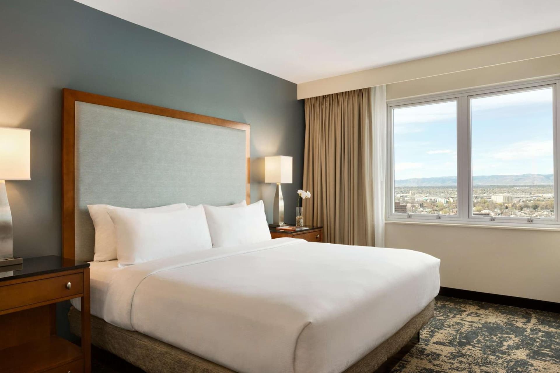 Embassy Suites by Hilton Denver Downtown Convention Center interior in Denver, CO — gallery photo 2