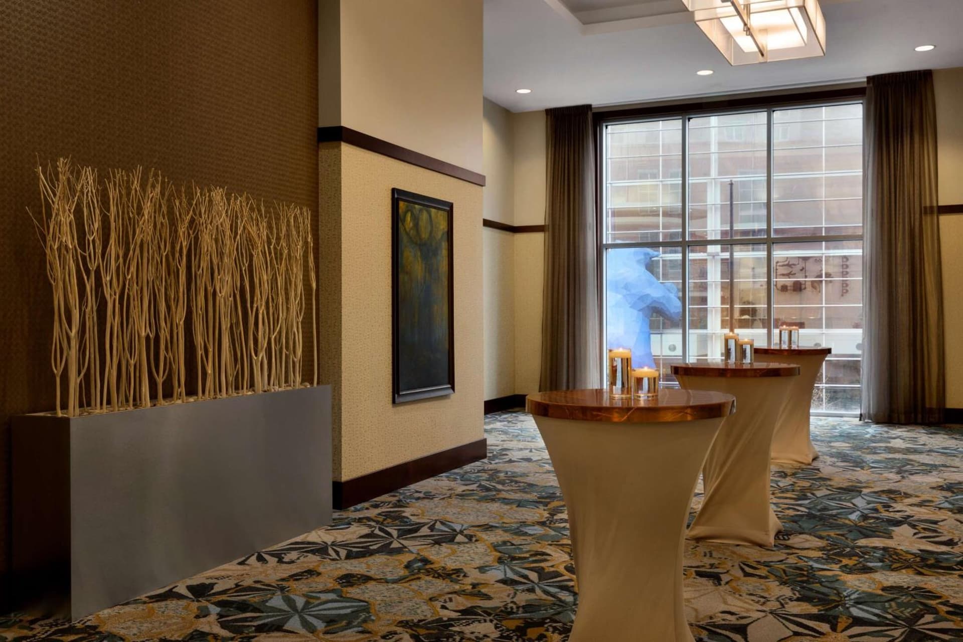 Embassy Suites by Hilton Denver Downtown Convention Center gallery photo in Denver, CO — image 10