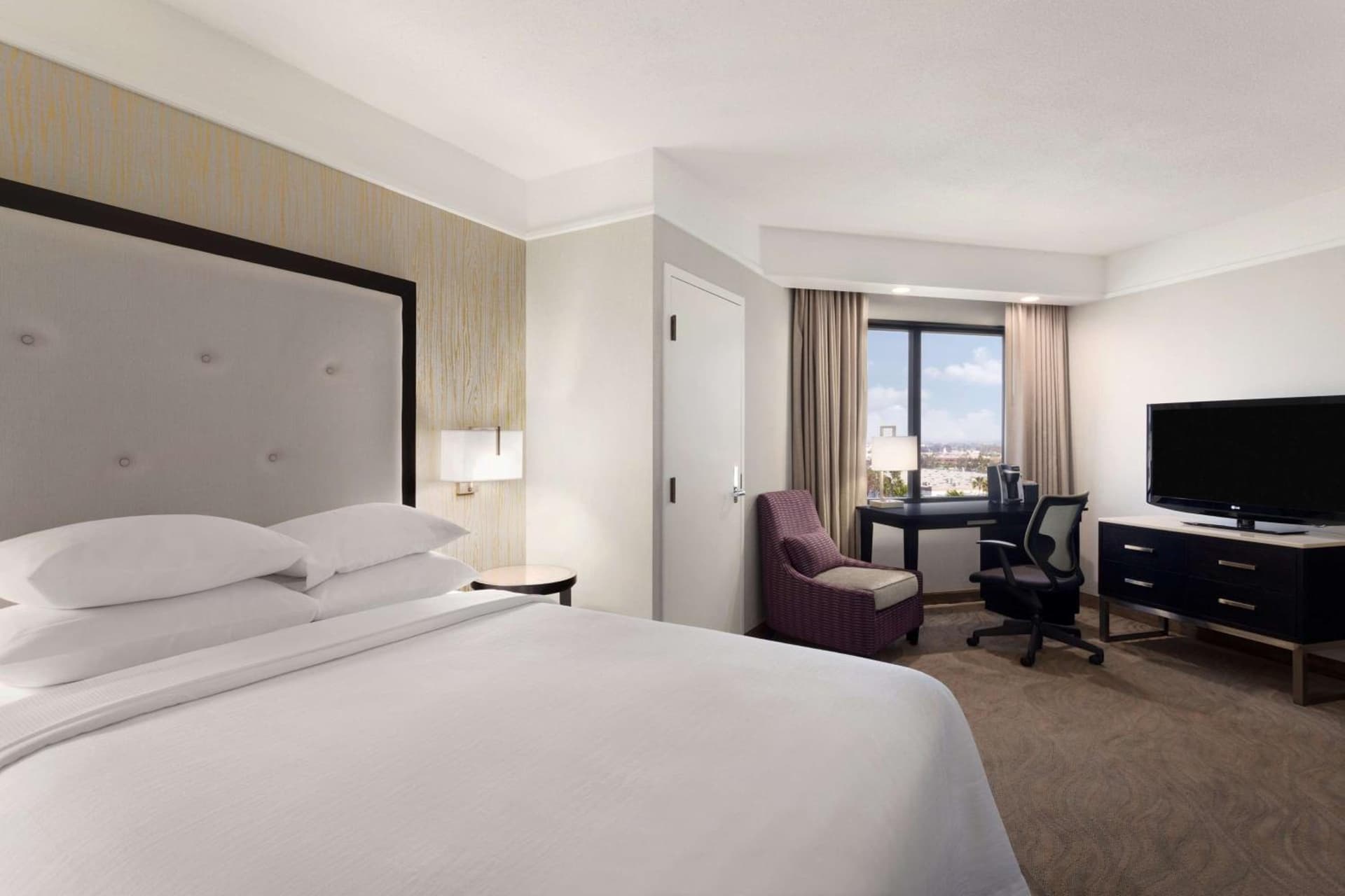 Embassy Suites by Hilton Irvine Orange County Airport gallery photo in Irvine, CA — image 63