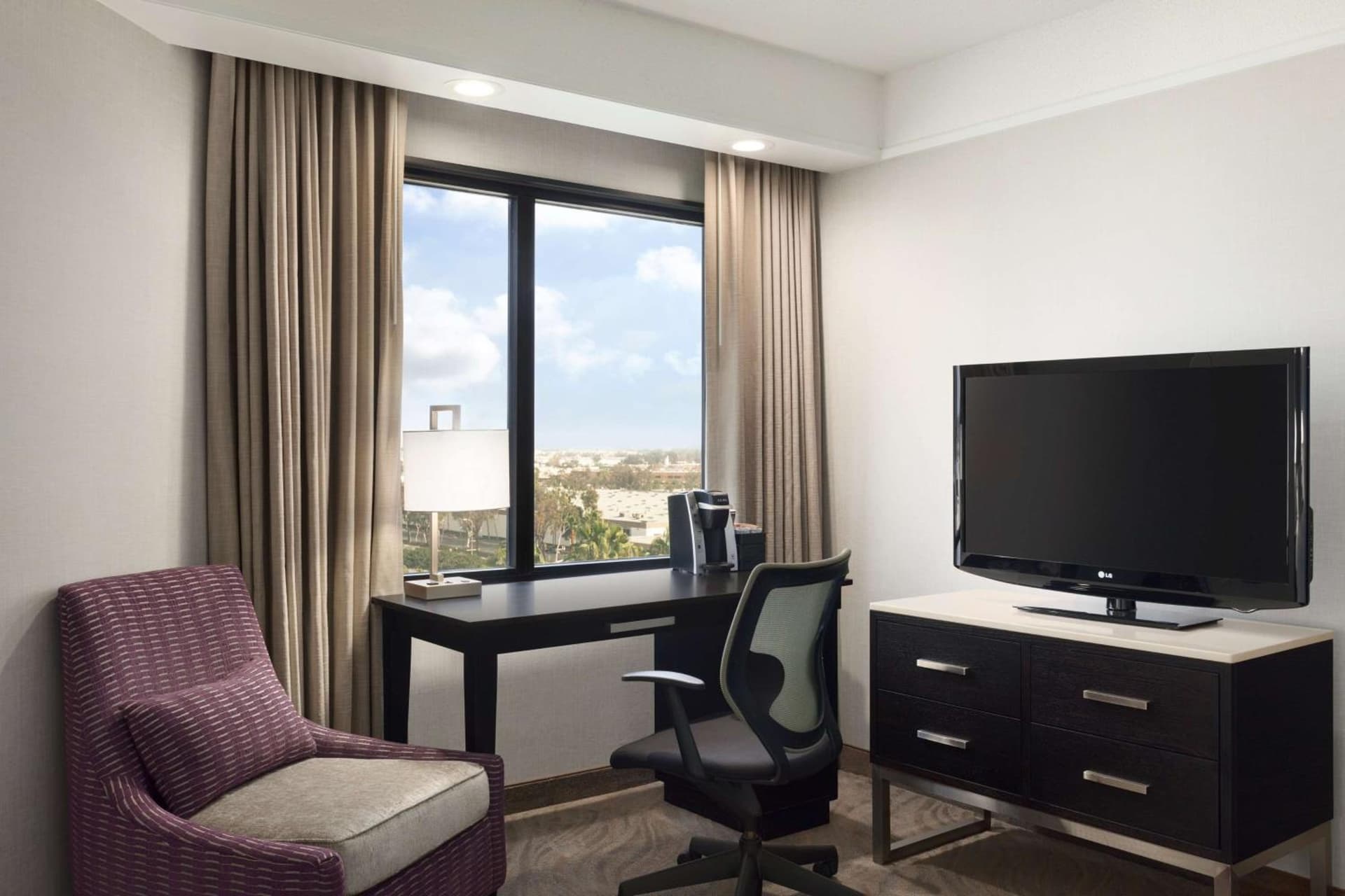 Embassy Suites by Hilton Irvine Orange County Airport gallery photo in Irvine, CA — image 58