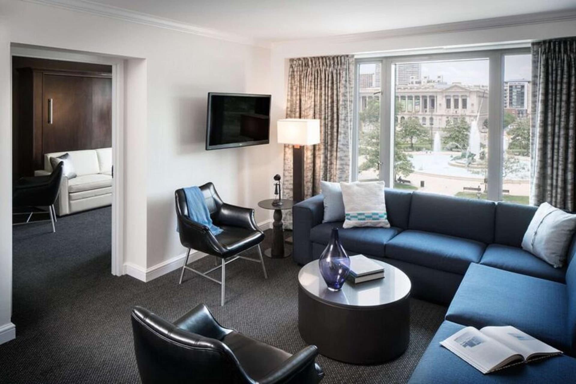 The Logan Philadelphia, Curio Collection by Hilton gallery photo in Philadelphia, PA — image 9