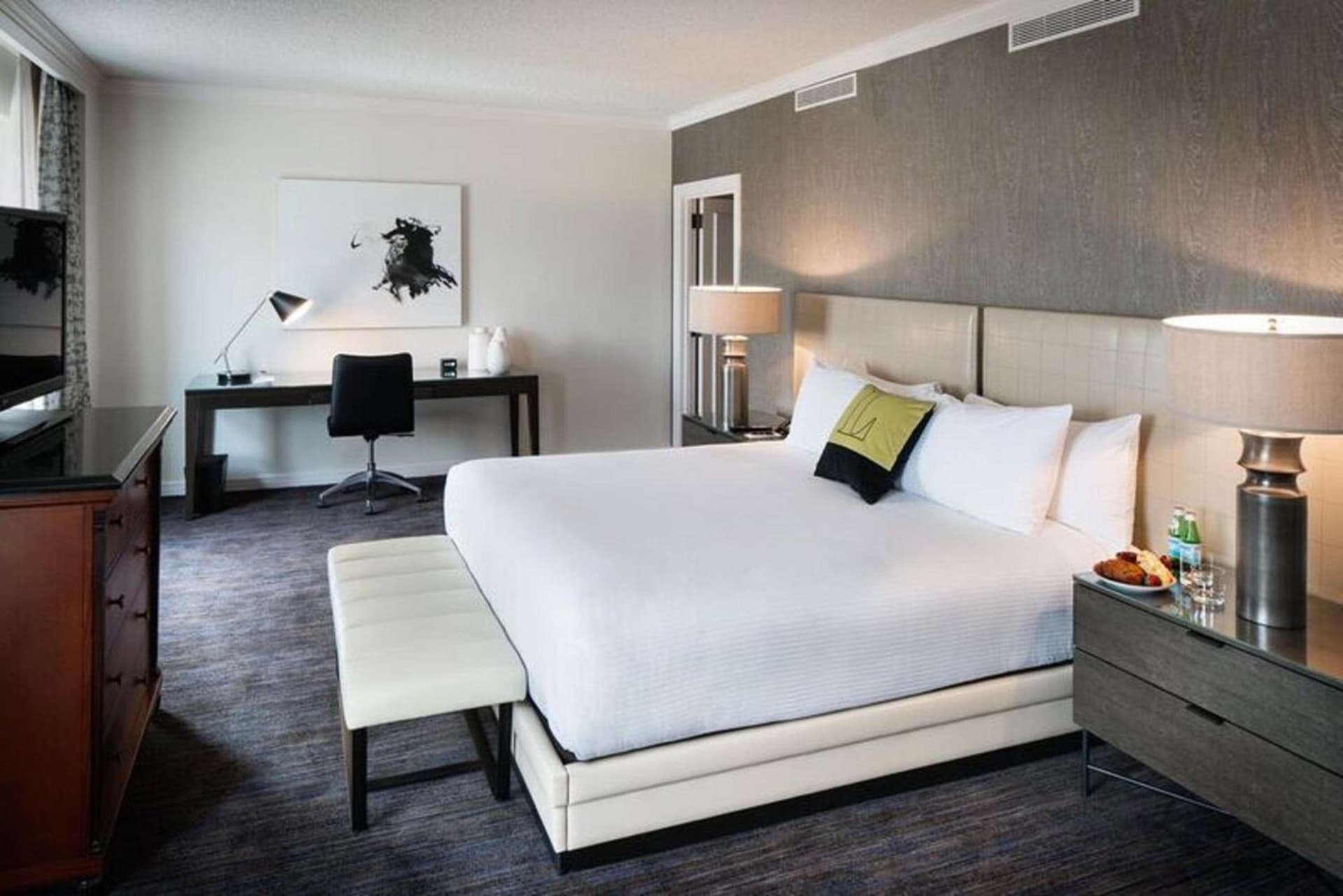 The Logan Philadelphia, Curio Collection by Hilton gallery photo in Philadelphia, PA — image 73