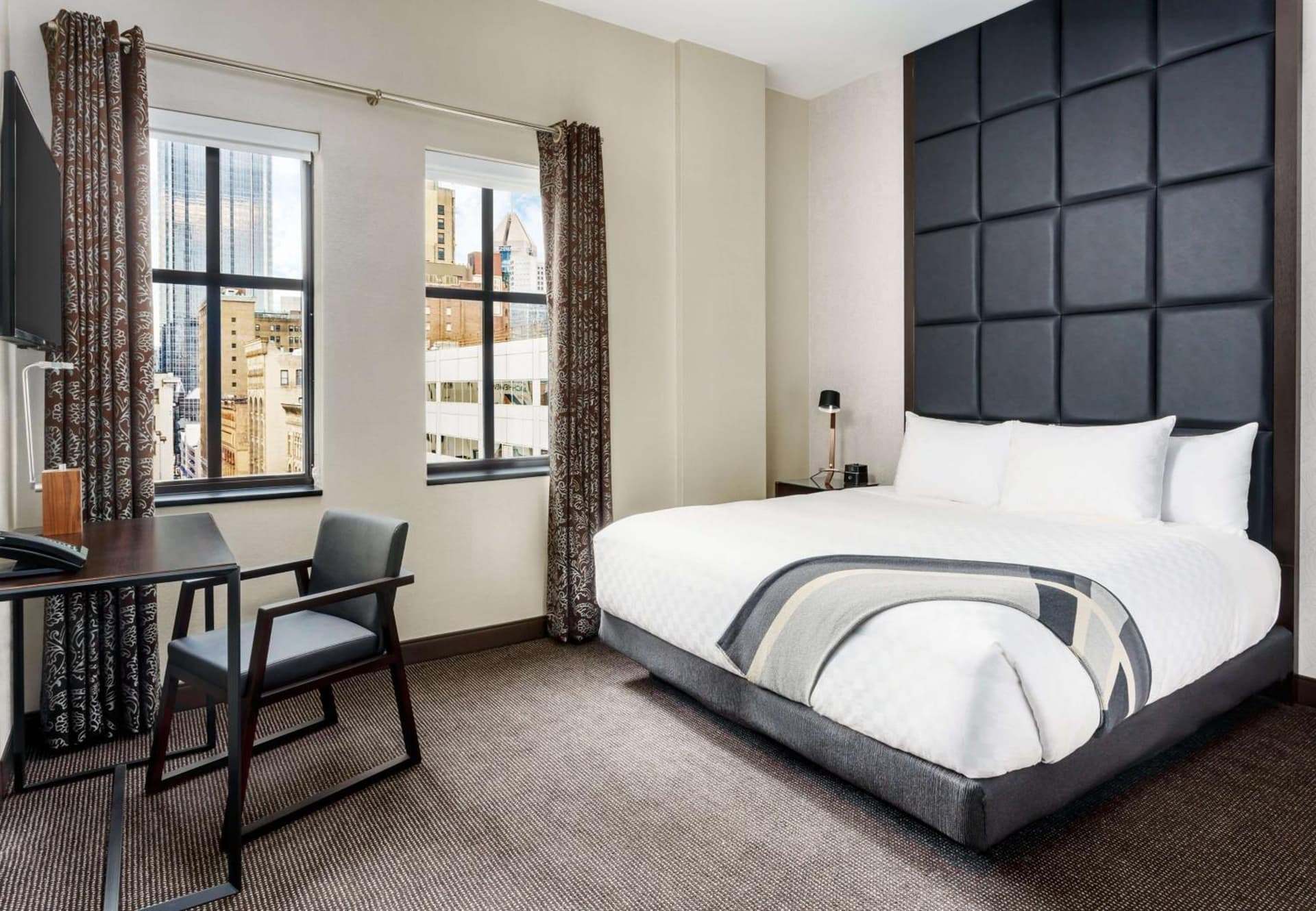 Joinery Hotel Pittsburgh, Curio Collection by Hilton gallery photo in Pittsburgh, PA — image 24