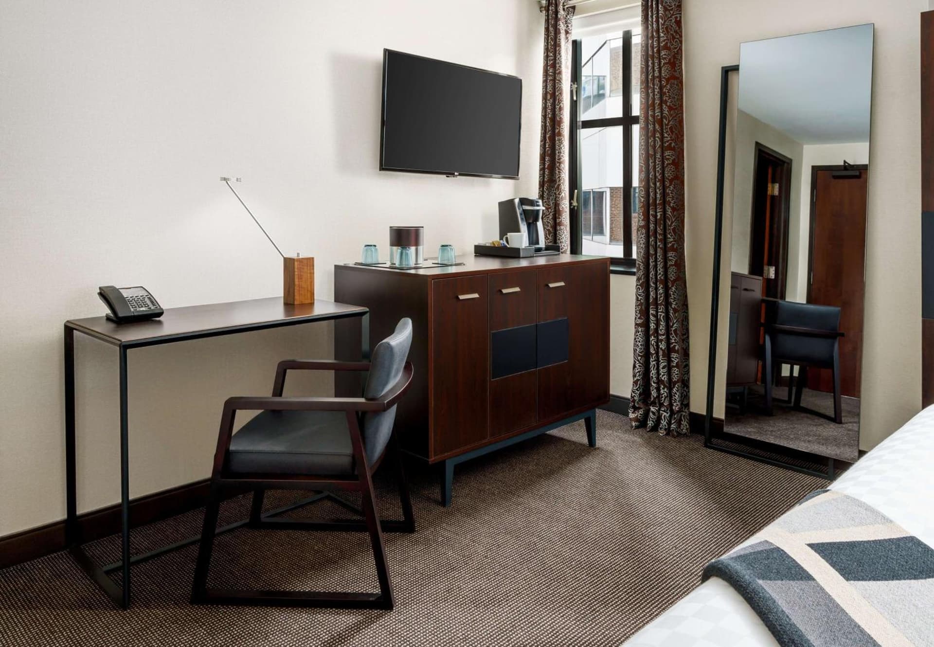 Joinery Hotel Pittsburgh, Curio Collection by Hilton gallery photo in Pittsburgh, PA — image 34