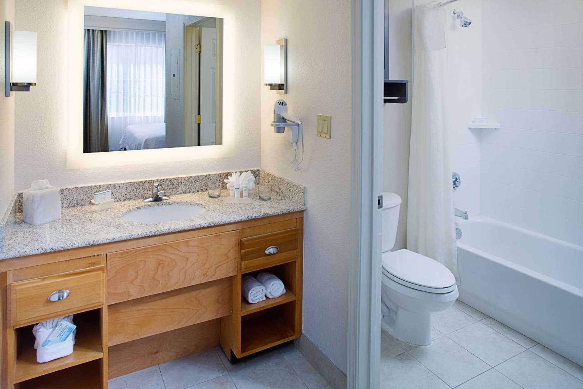 Homewood Suites by Hilton Albuquerque Uptown gallery photo in Albuquerque, NM — image 7