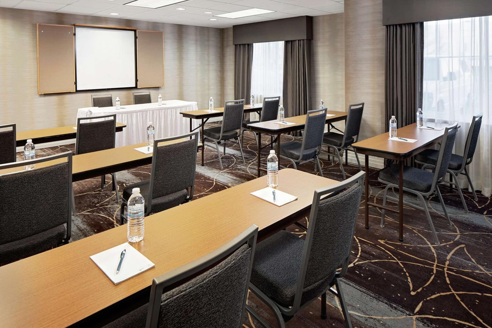 Homewood Suites by Hilton Albuquerque Uptown interior in Albuquerque, NM — gallery photo 2