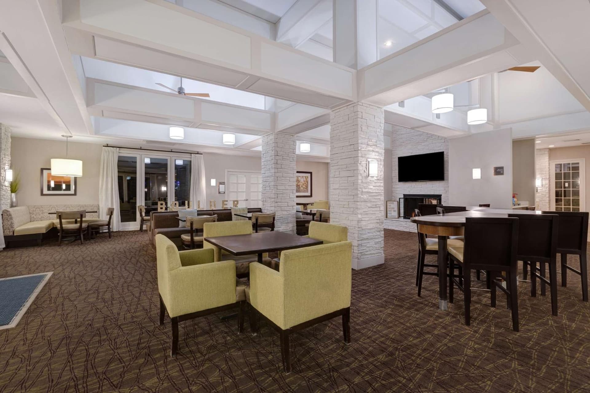 Homewood Suites by Hilton Boulder gallery photo in Boulder, CO — image 8